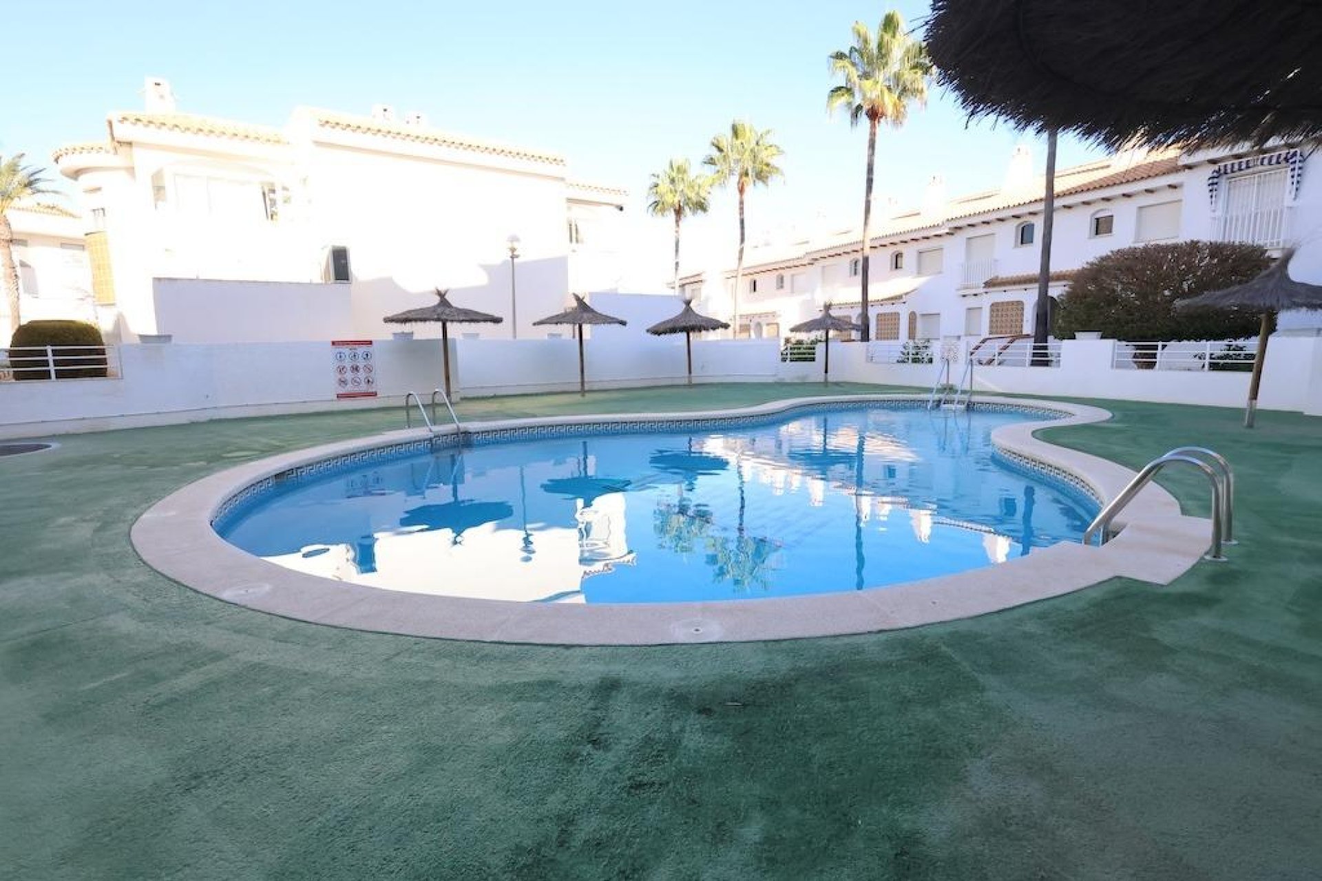 Resale - Townhouse - Orihuela Costa - Campoamor