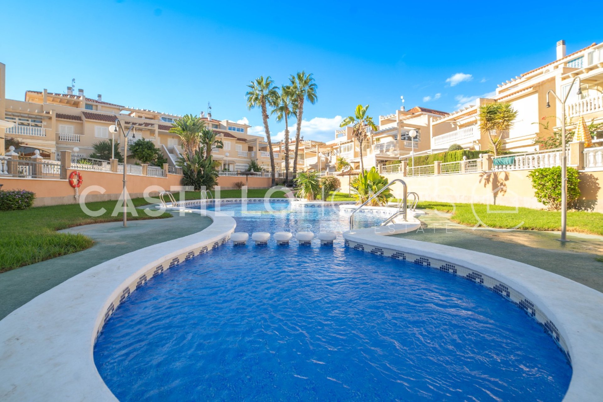 Resale - Townhouse - Orihuela Costa - La Zenia