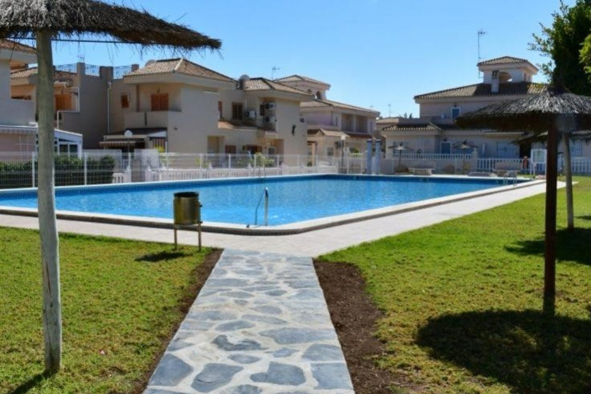 Resale - Townhouse - Orihuela Costa - Playa Flamenca