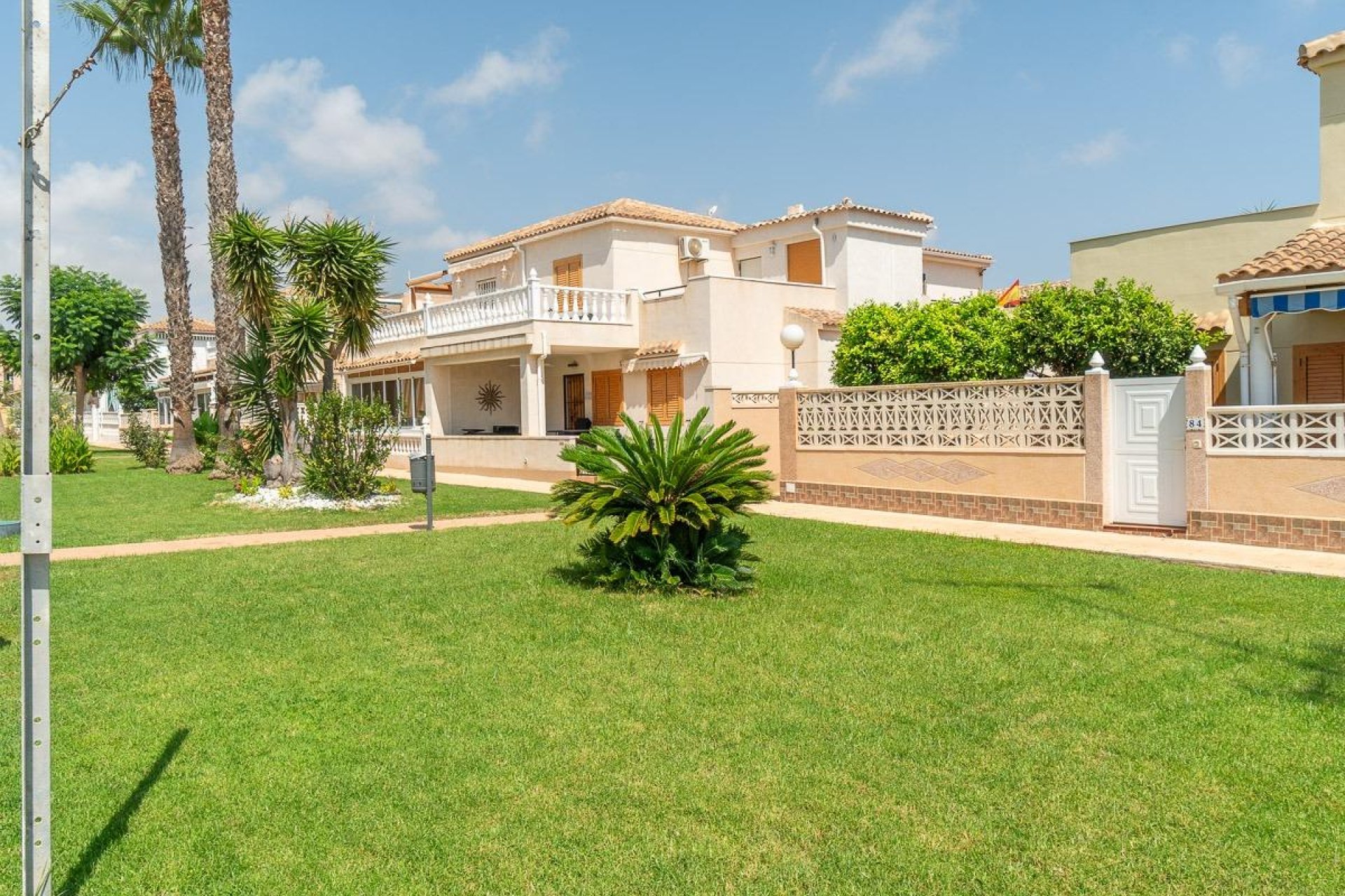 Resale - Townhouse - Orihuela Costa - Playa Flamenca