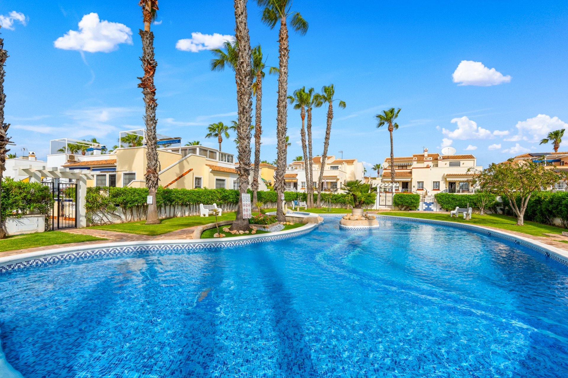 Resale - Townhouse - Orihuela Costa - Playa Flamenca