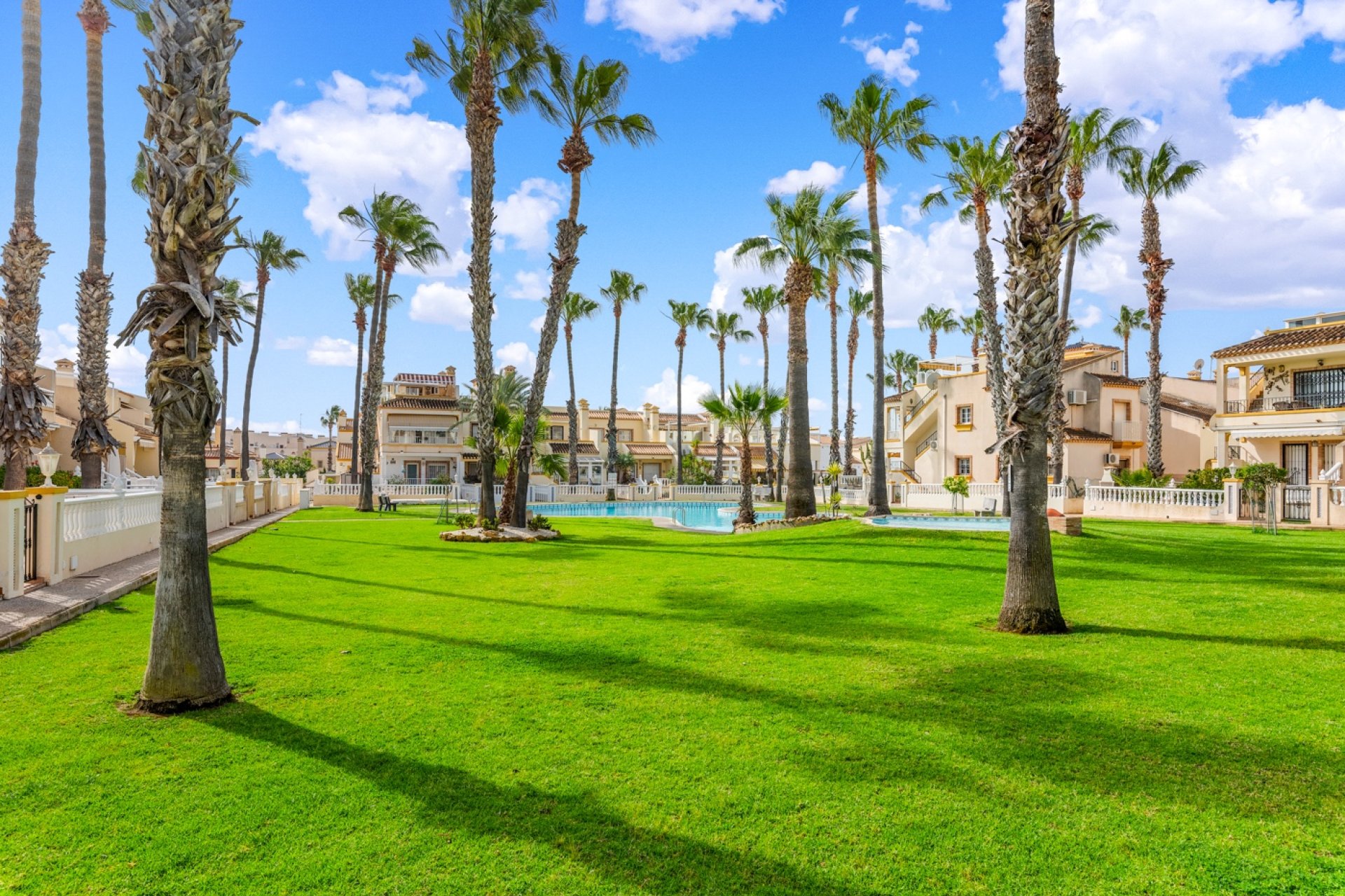 Resale - Townhouse - Orihuela Costa - Playa Flamenca