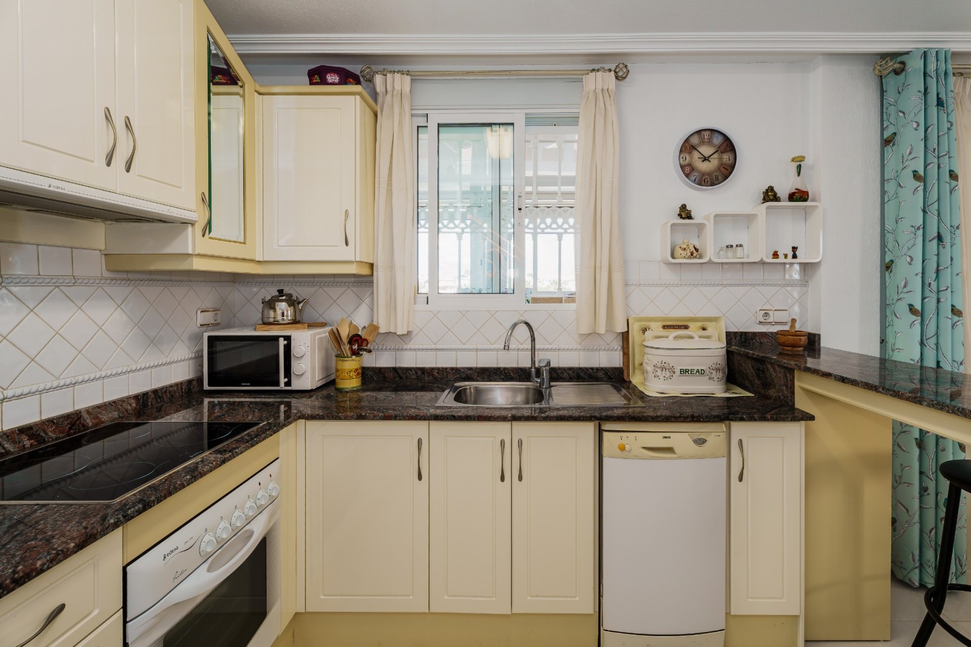 Resale - Townhouse - Orihuela Costa - Playa Flamenca
