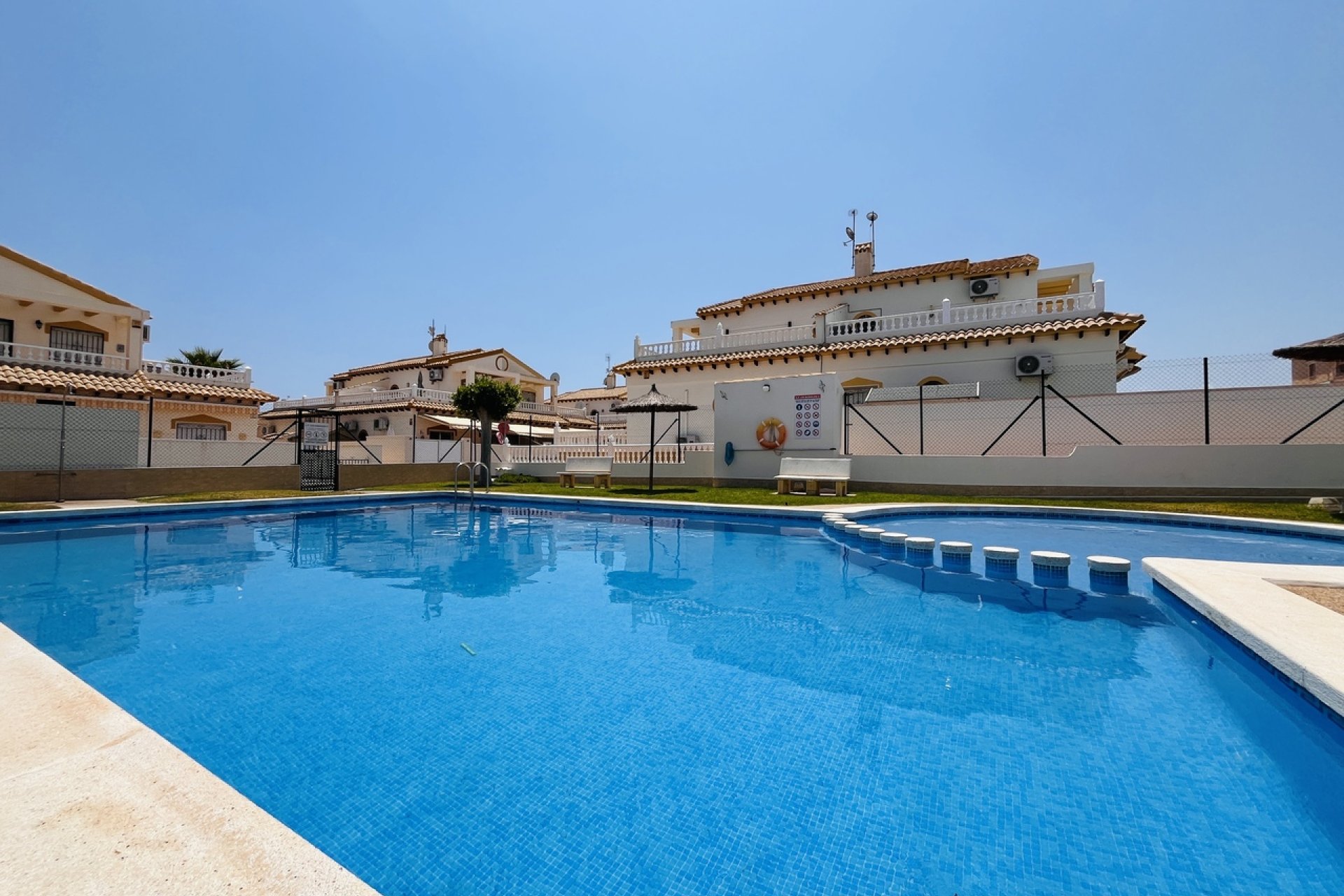 Resale - Townhouse - Orihuela Costa - Playa Flamenca