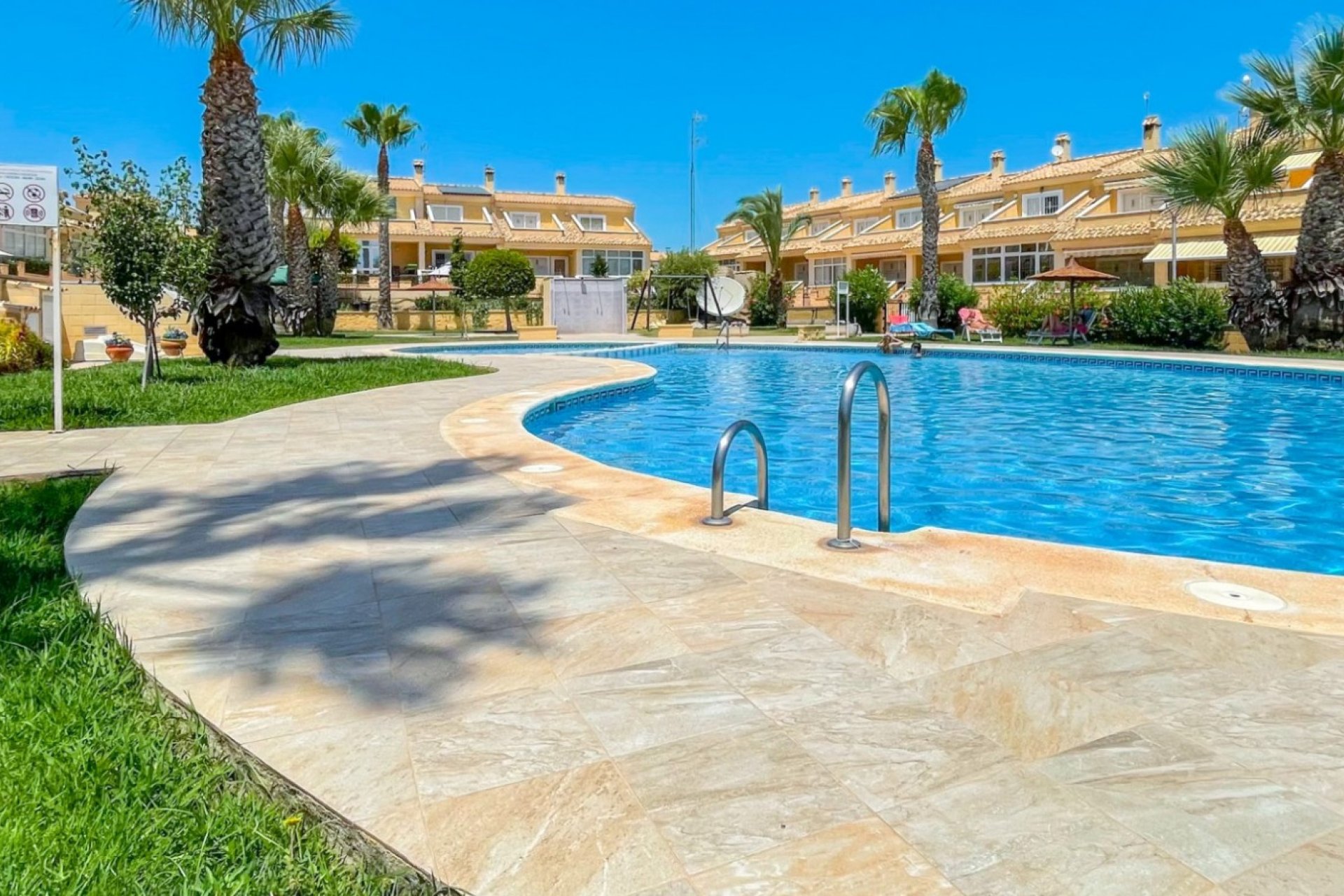 Resale - Townhouse - Orihuela Costa - Punta Prima