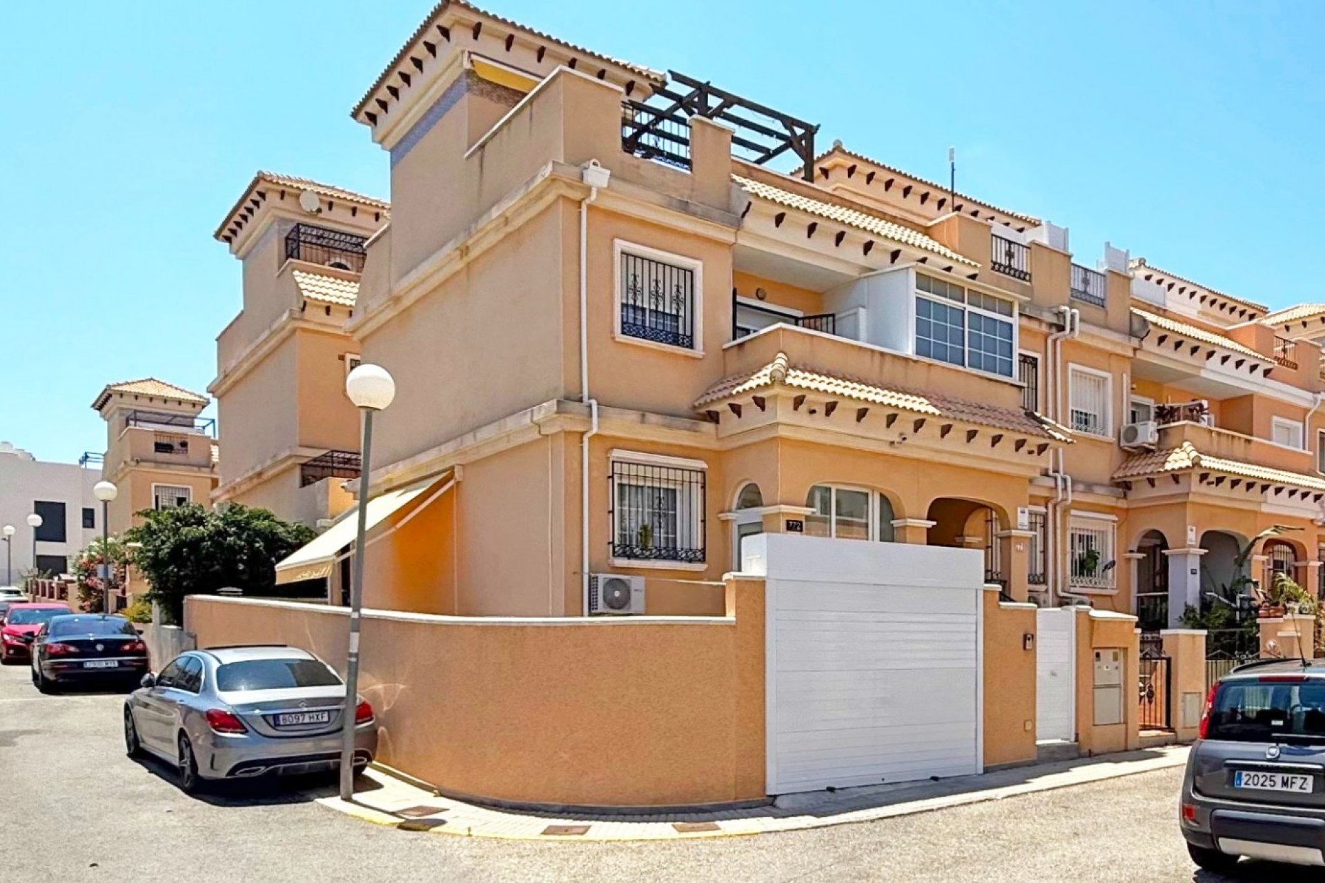 Resale - Townhouse - Orihuela Costa - Villamartín