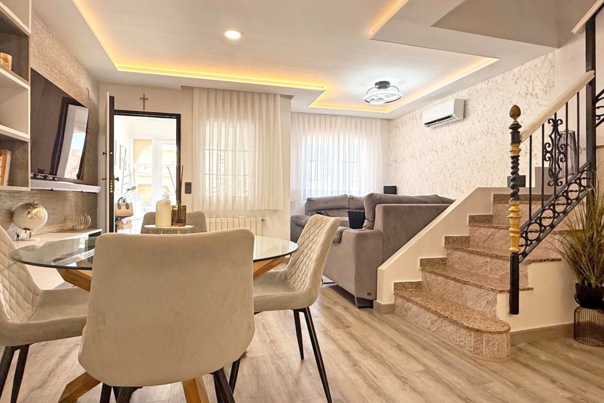 Resale - Townhouse - Orihuela Costa - Villamartín