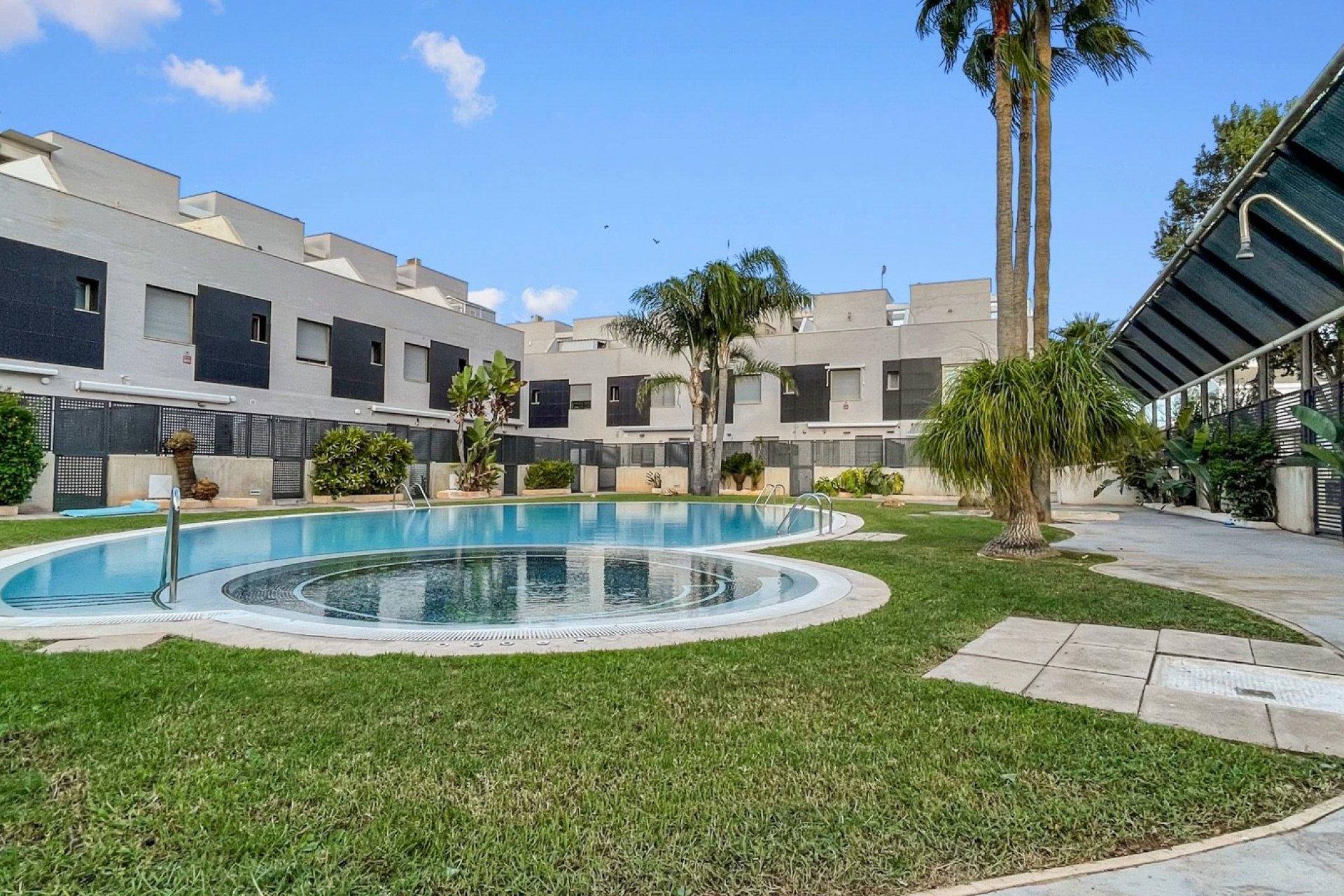 Resale - Townhouse - Pilar de la Horadada - El Mojón