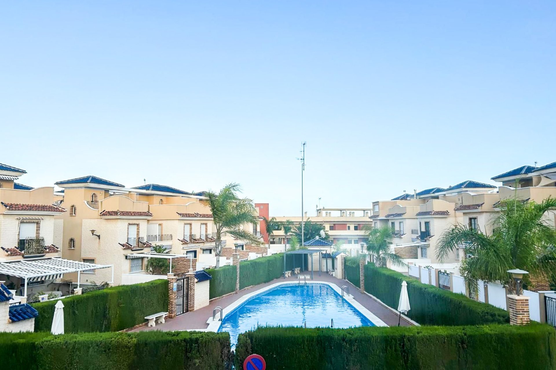 Resale - Townhouse - Pilar de la Horadada - Torre De La Horadada