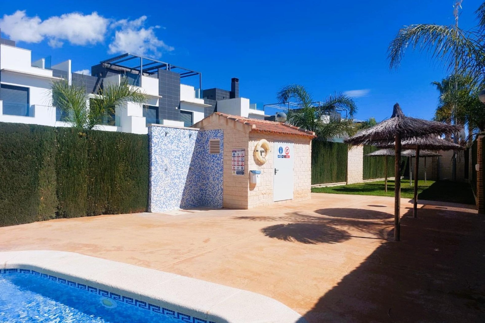 Resale - Townhouse - Pilar de la Horadada - Torre de la Horadada