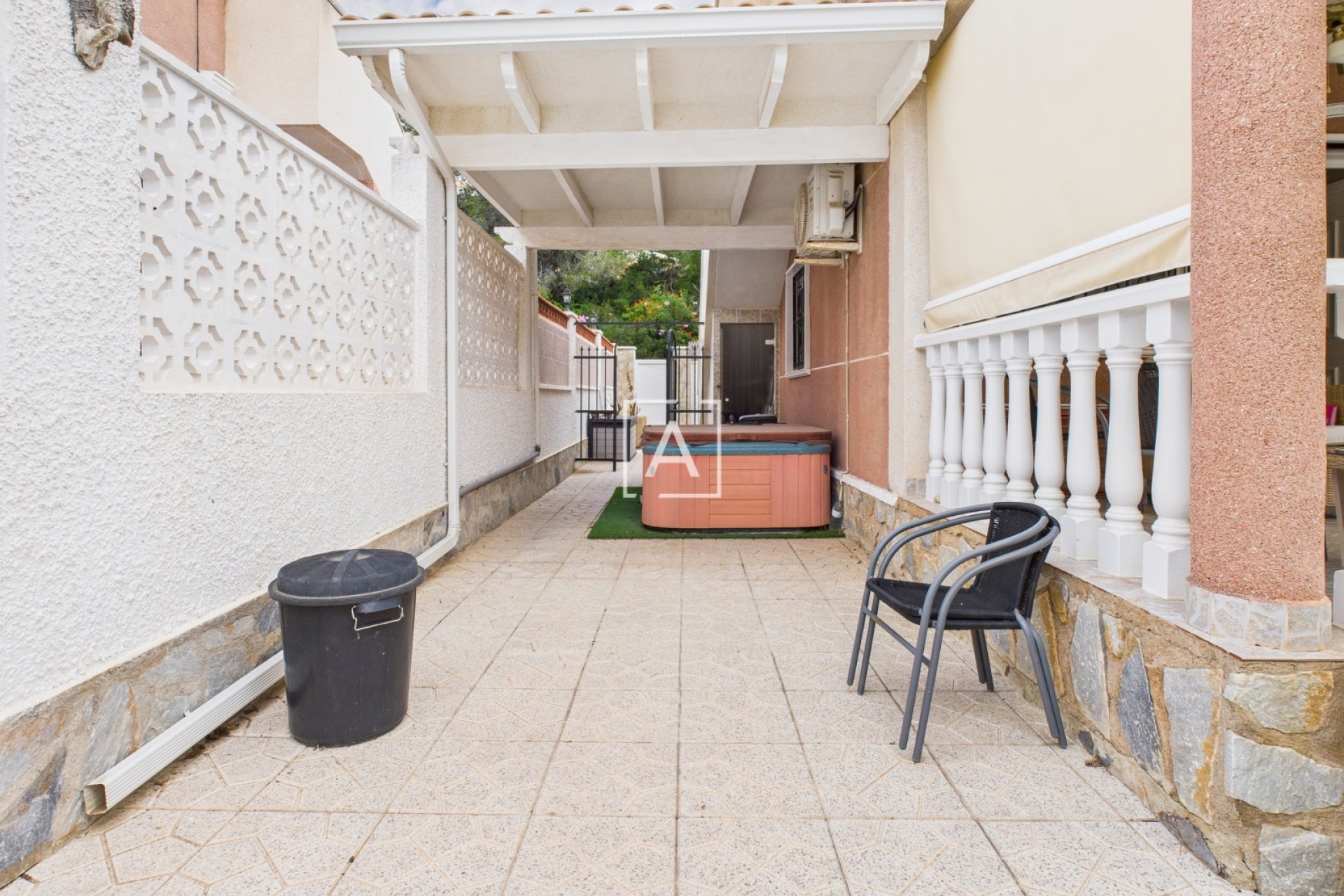 Resale - Townhouse - Pinar de Campoverde