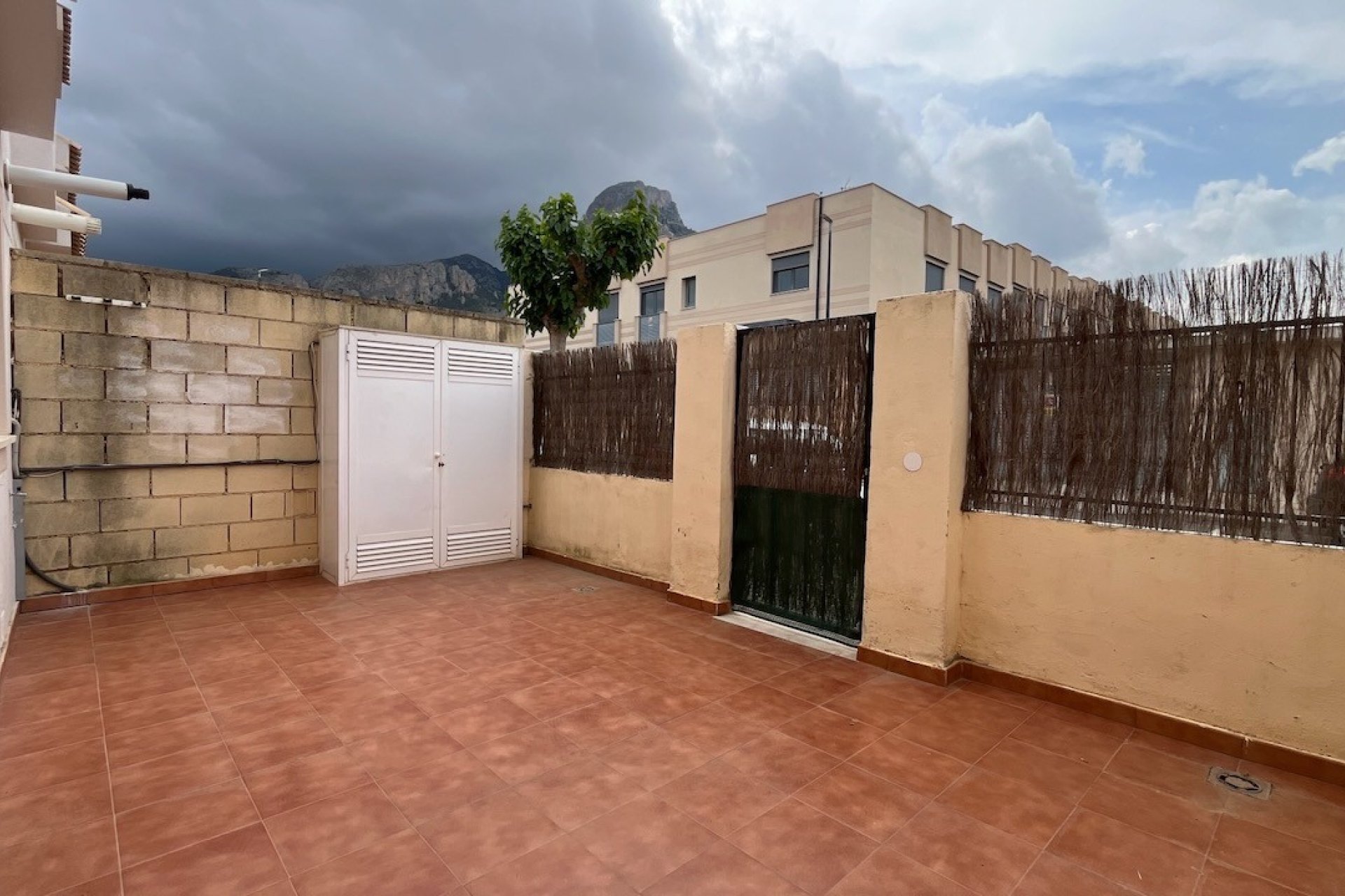 Resale - Townhouse - Polop - Urbanizaciones