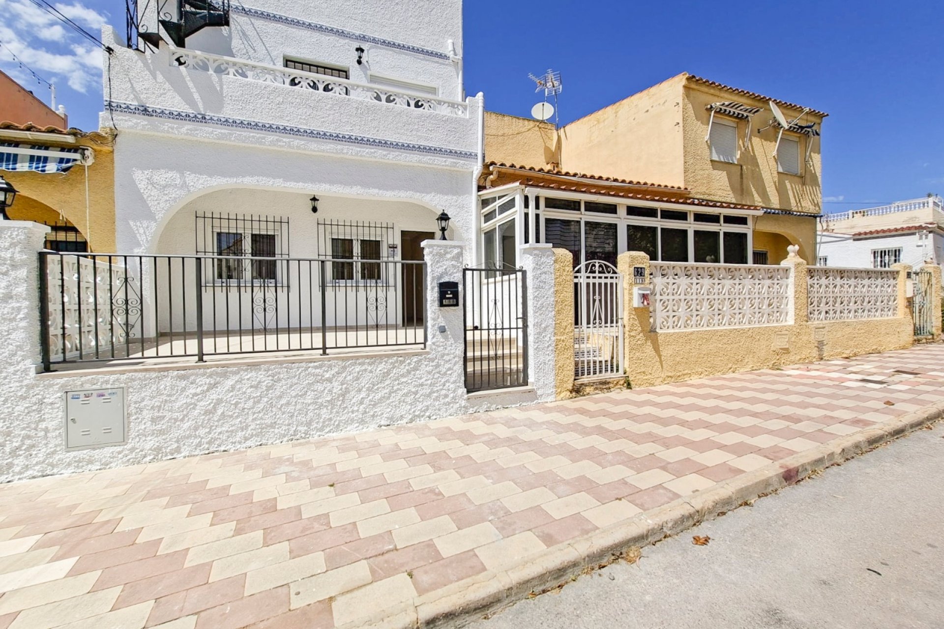 Resale - Townhouse - San Fulgencio - Urb. La Marina