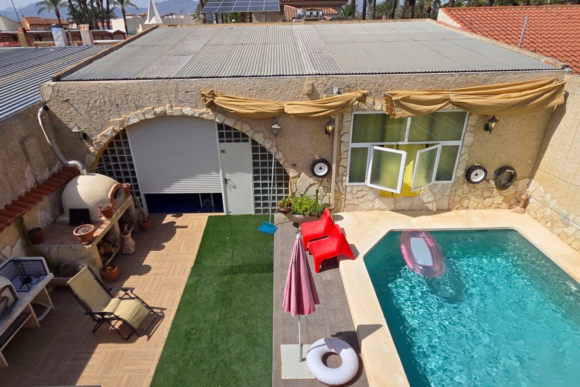 Resale - Townhouse - San Isidro