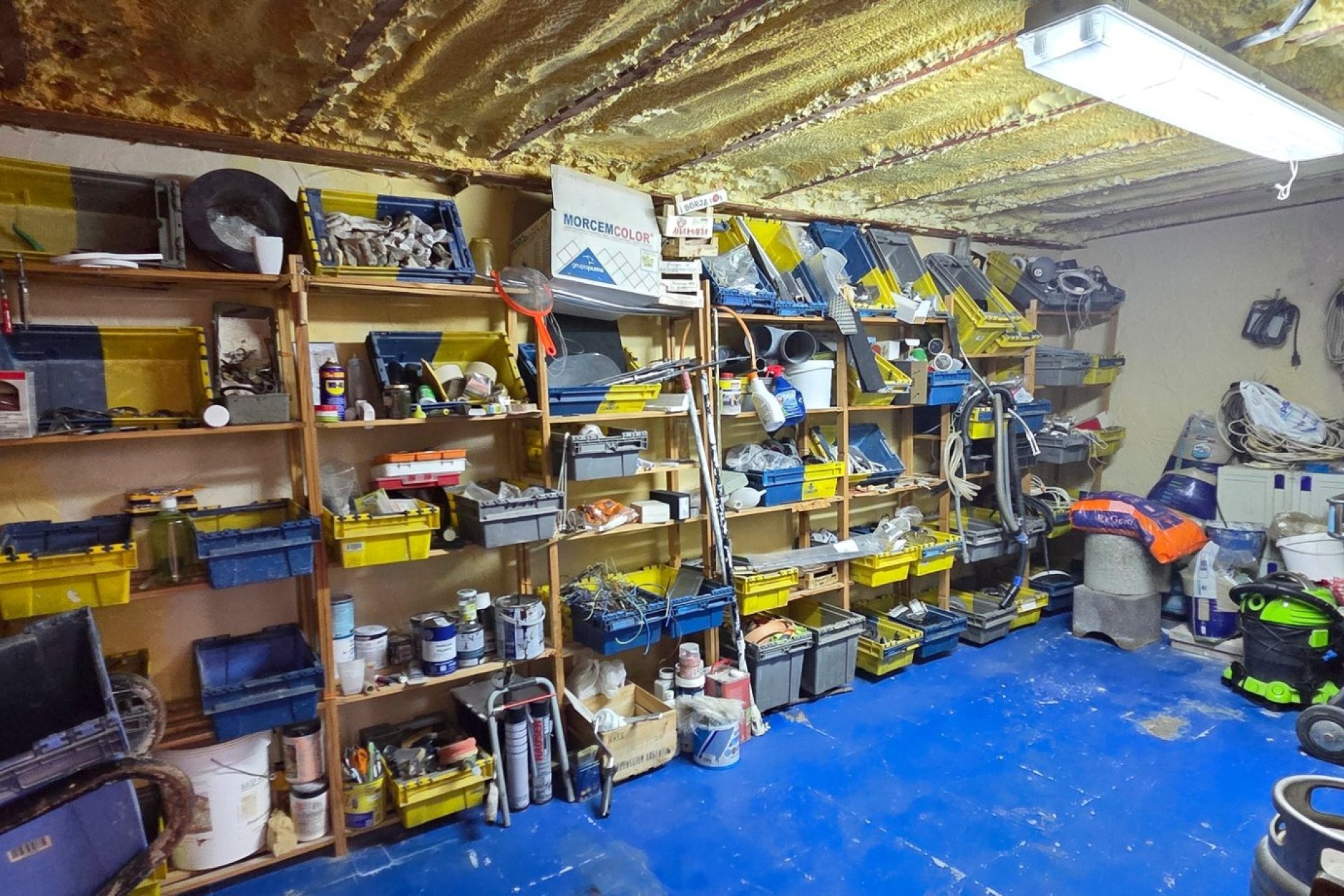 Resale - Townhouse - San Isidro