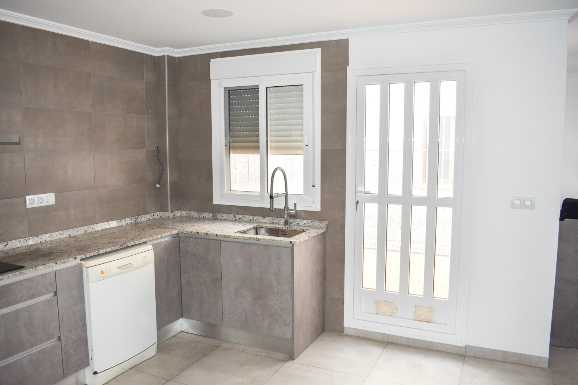 Resale - Townhouse - San Miguel de Salinas - San Miguel Salinas