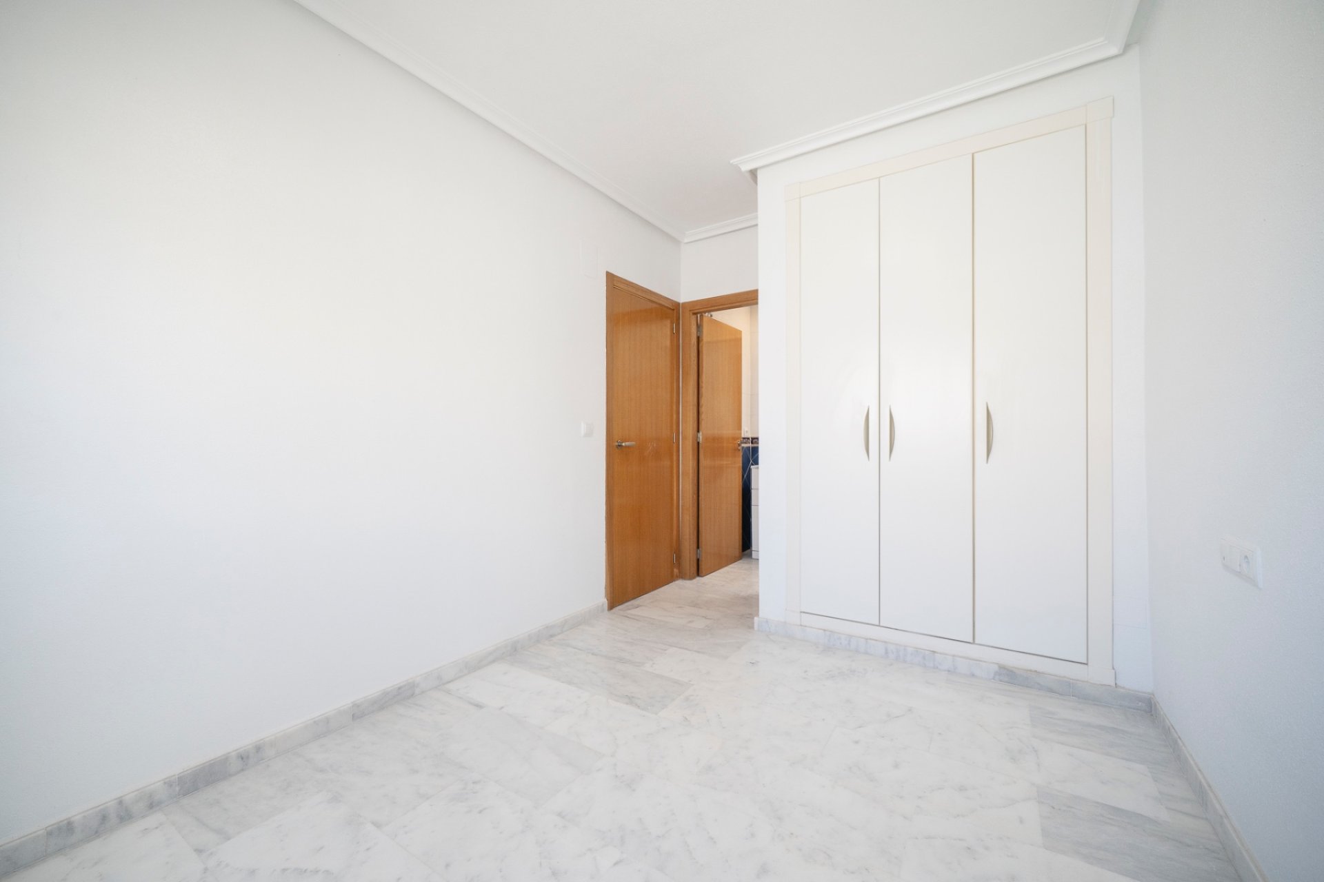 Resale - Townhouse - San Miguel de Salinas - San Miguel