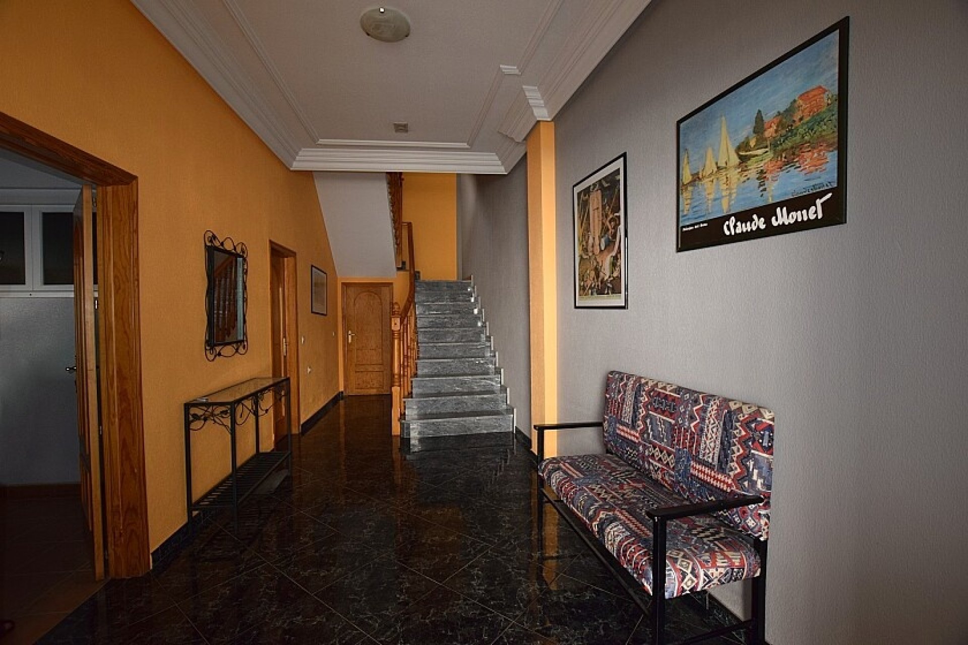 Resale - Townhouse - San Miguel de Salinas