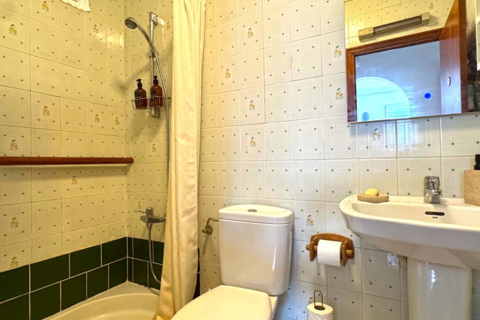 Resale - Townhouse - San Miguel de Salinas