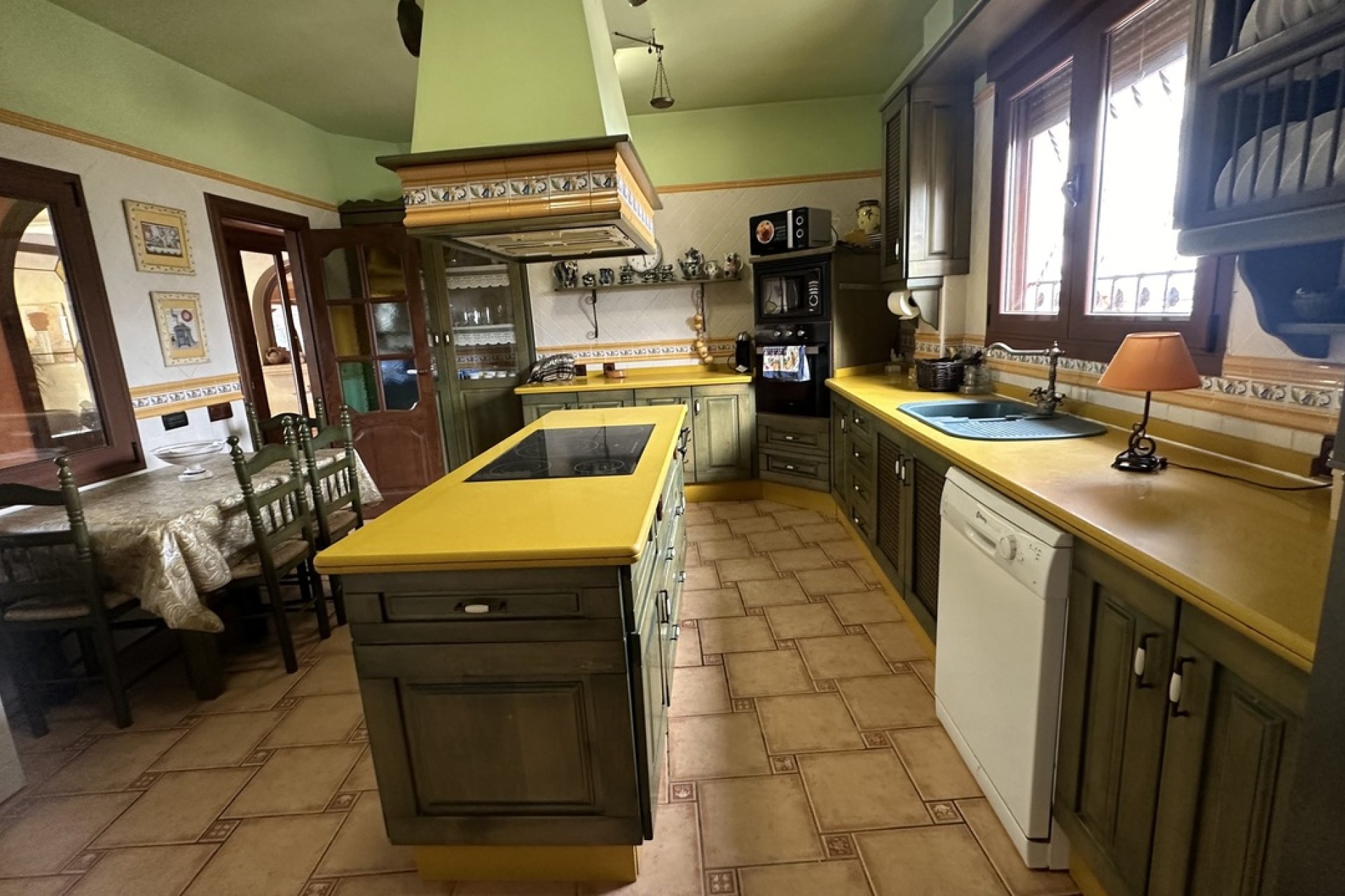 Resale - Townhouse - San Miguel de Salinas