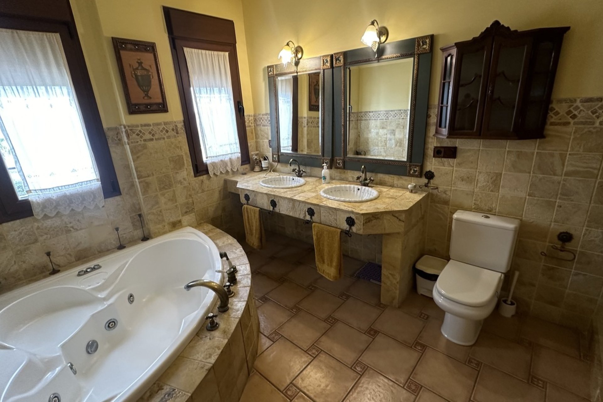 Resale - Townhouse - San Miguel de Salinas