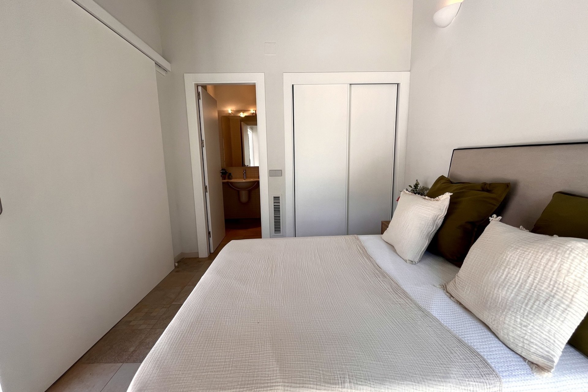 Resale - Townhouse - Sucina