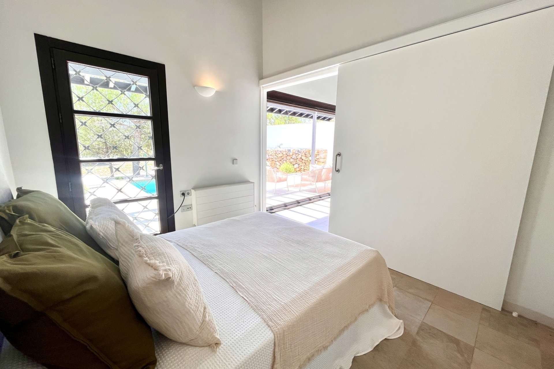 Resale - Townhouse - Sucina