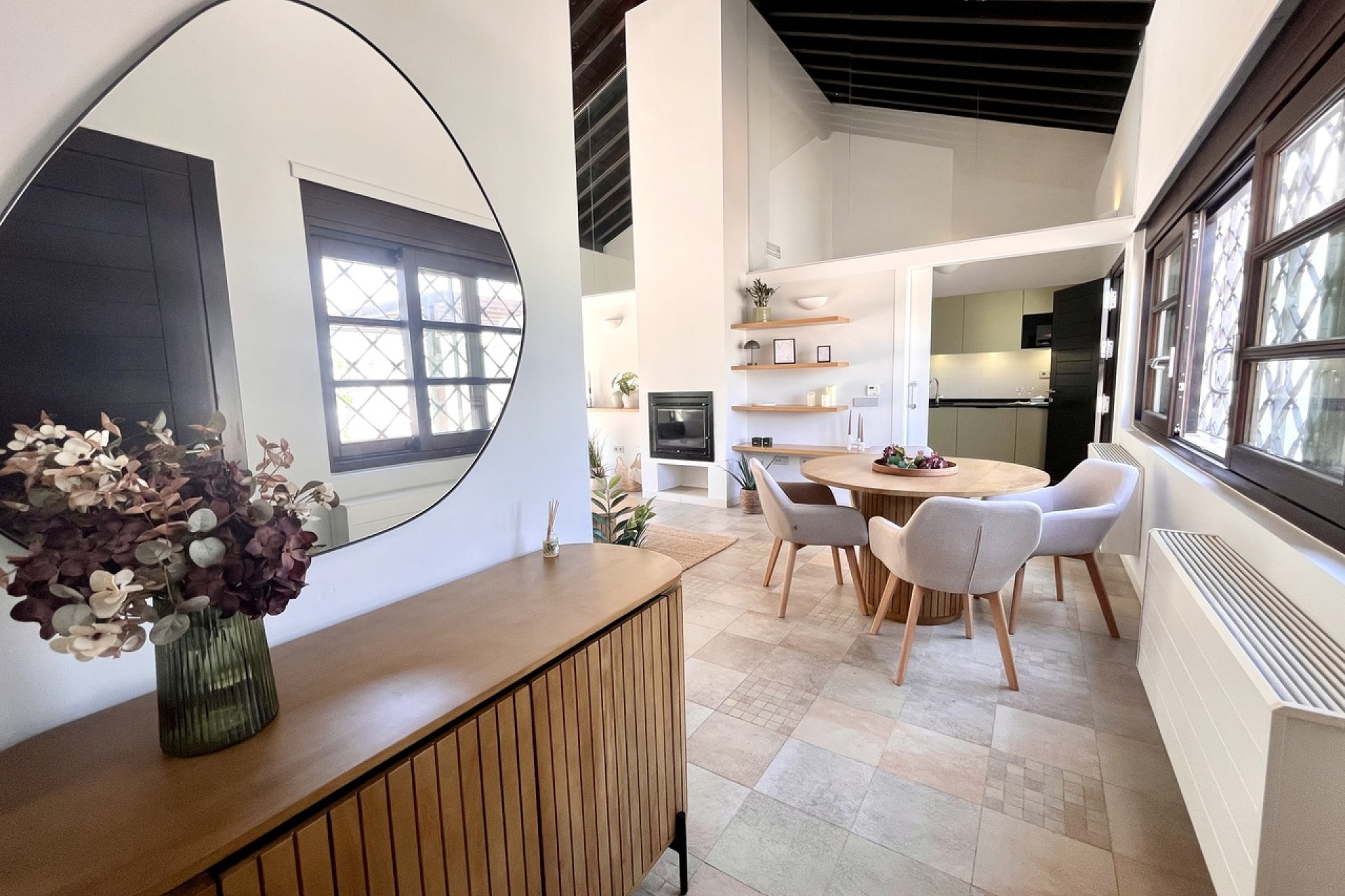 Resale - Townhouse - Sucina