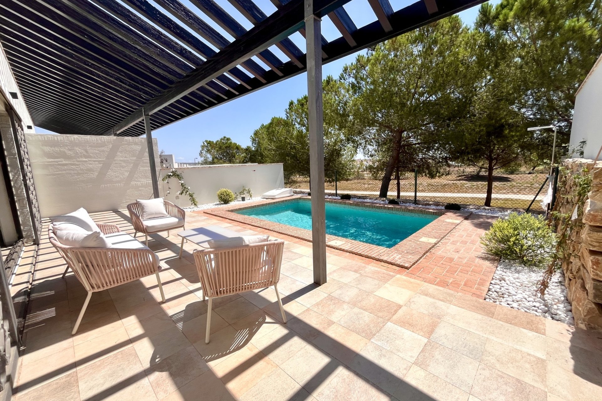 Resale - Townhouse - Sucina