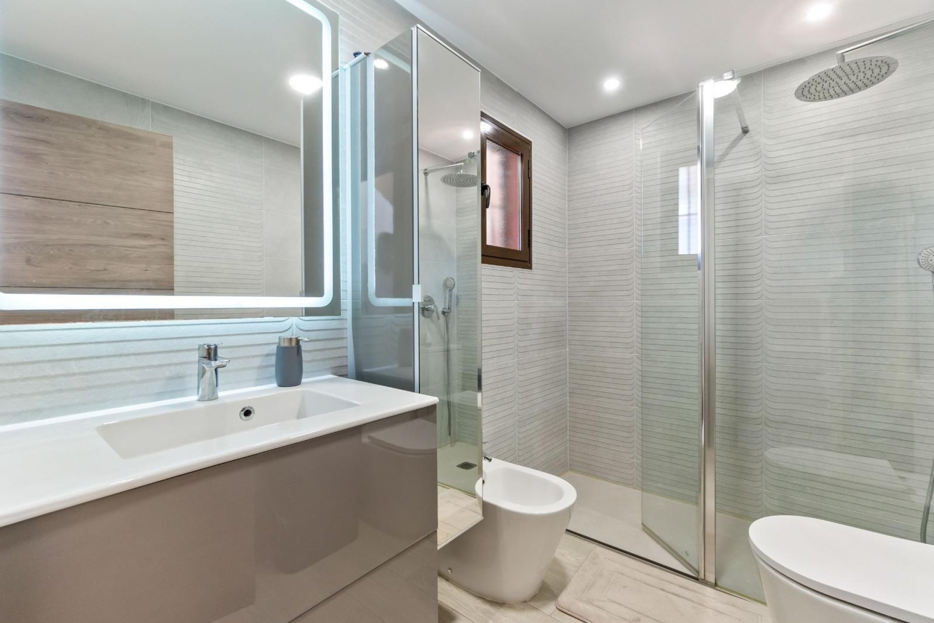 Resale - Townhouse - Torrevieja - Aguas Nuevas