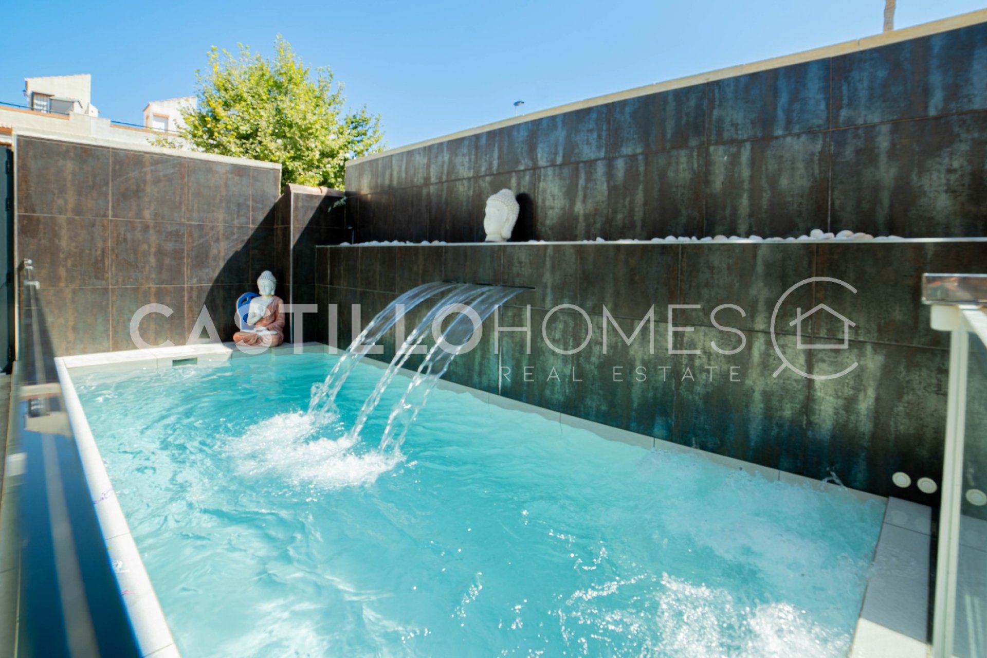 Resale - Townhouse - Torrevieja - Aguas Nuevas