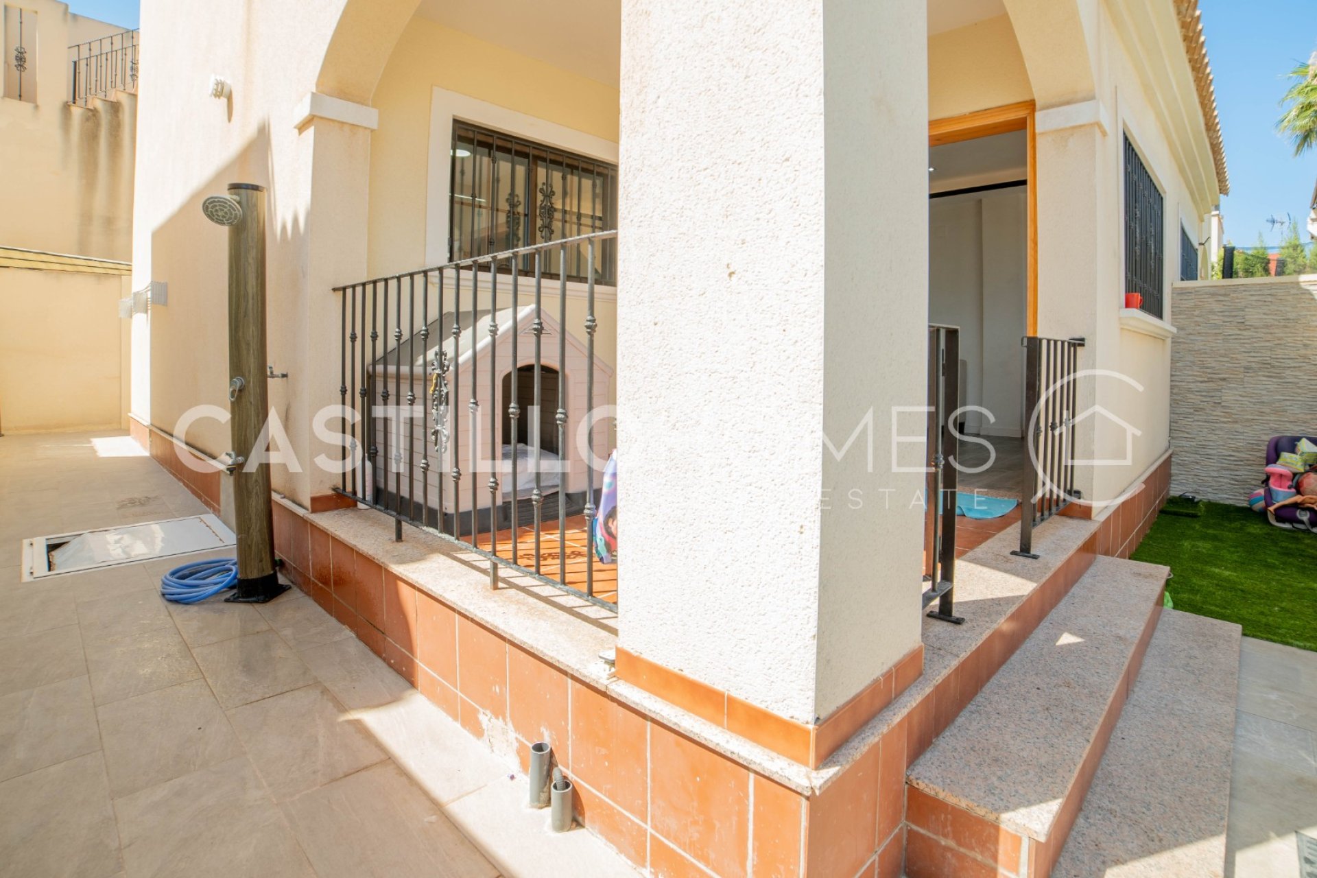 Resale - Townhouse - Torrevieja - Aguas Nuevas