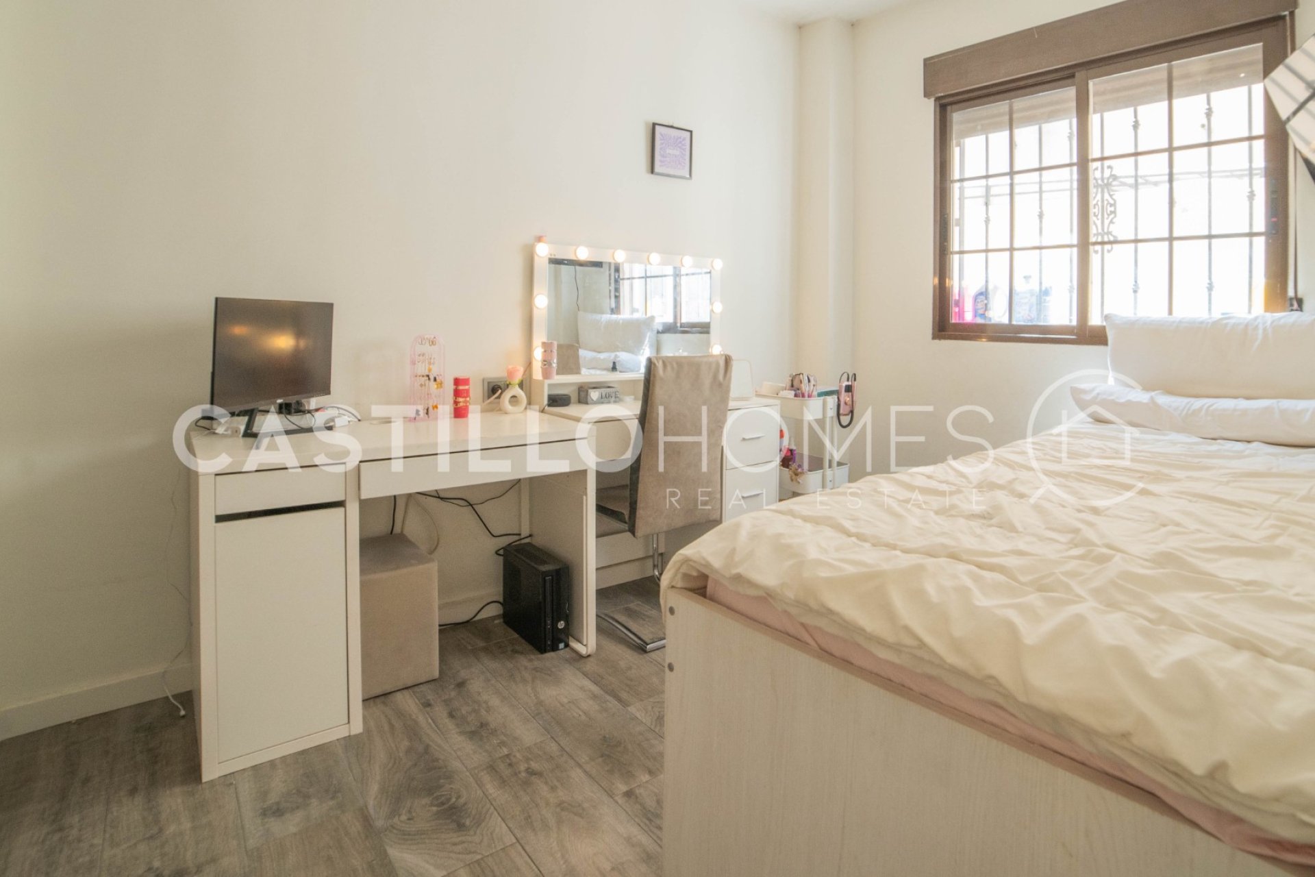 Resale - Townhouse - Torrevieja - Aguas Nuevas