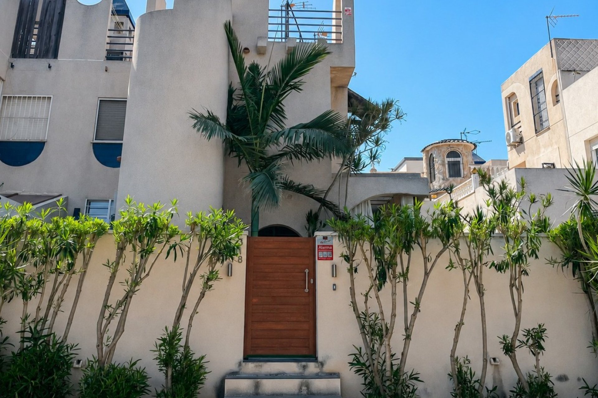 Resale - Townhouse - Torrevieja - La Siesta - El Salado -  Torreta