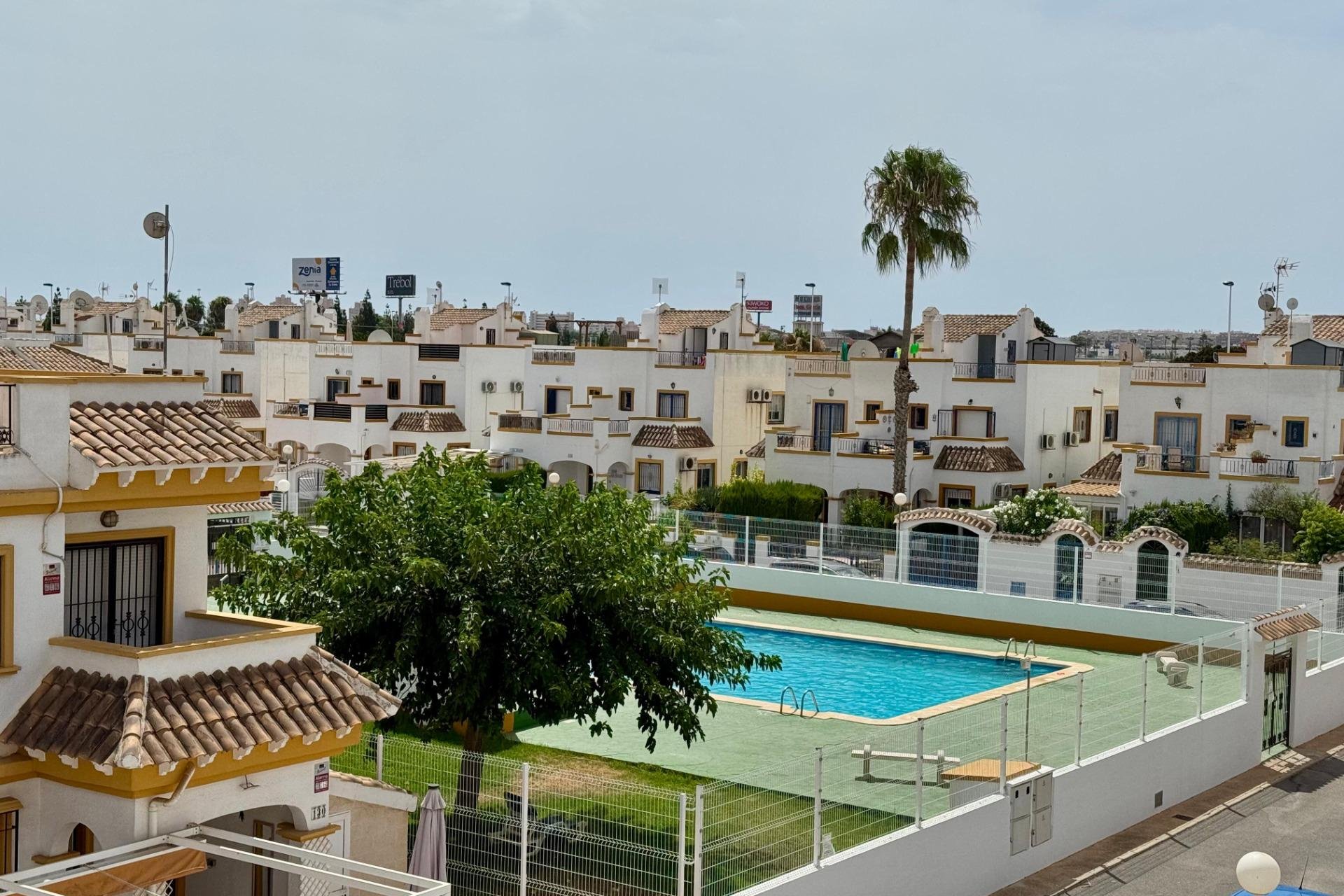 Resale - Townhouse - Torrevieja - La Siesta - El Salado - Torreta