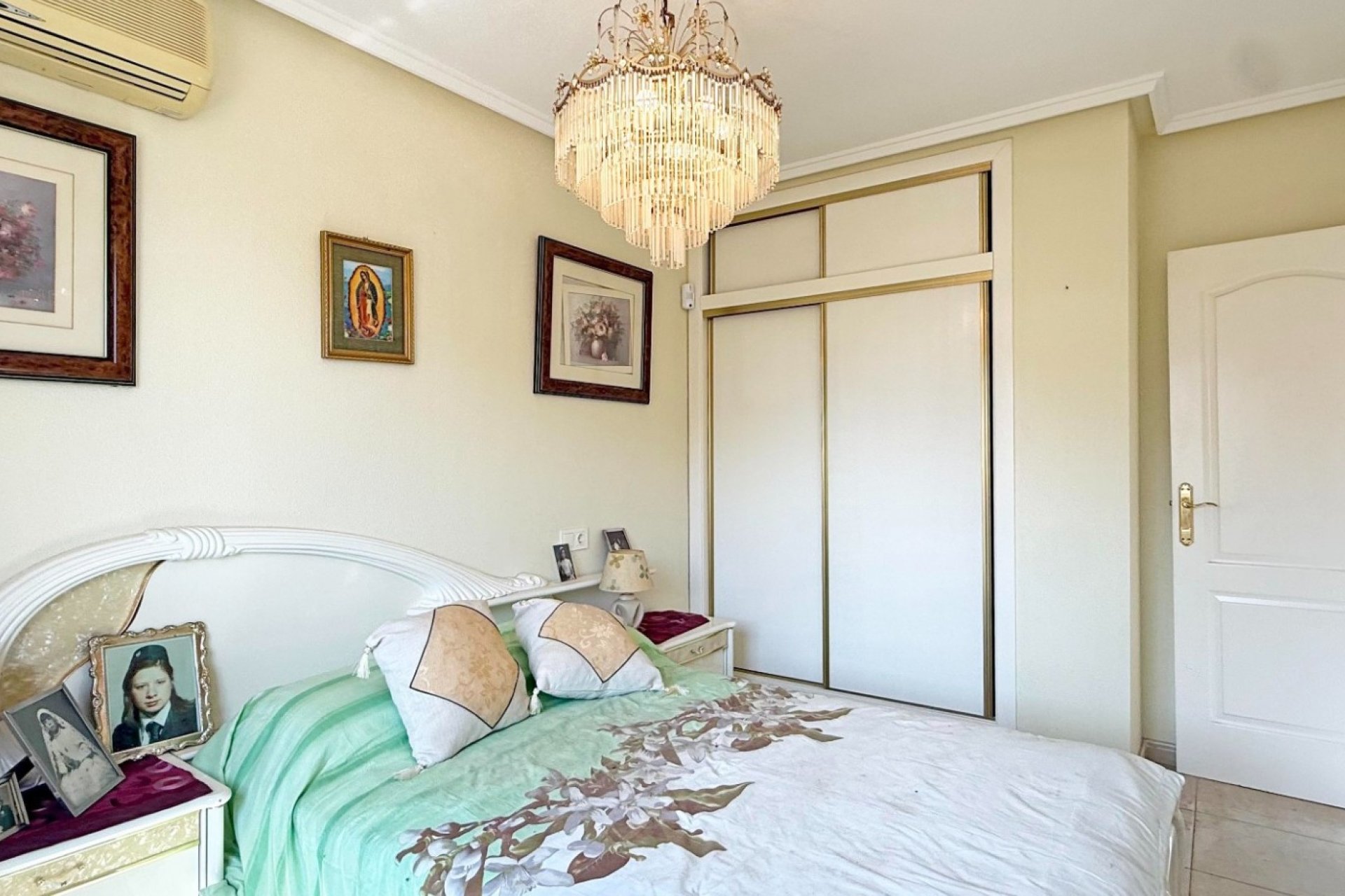 Resale - Townhouse - Torrevieja - La Siesta - El Salado -  Torreta