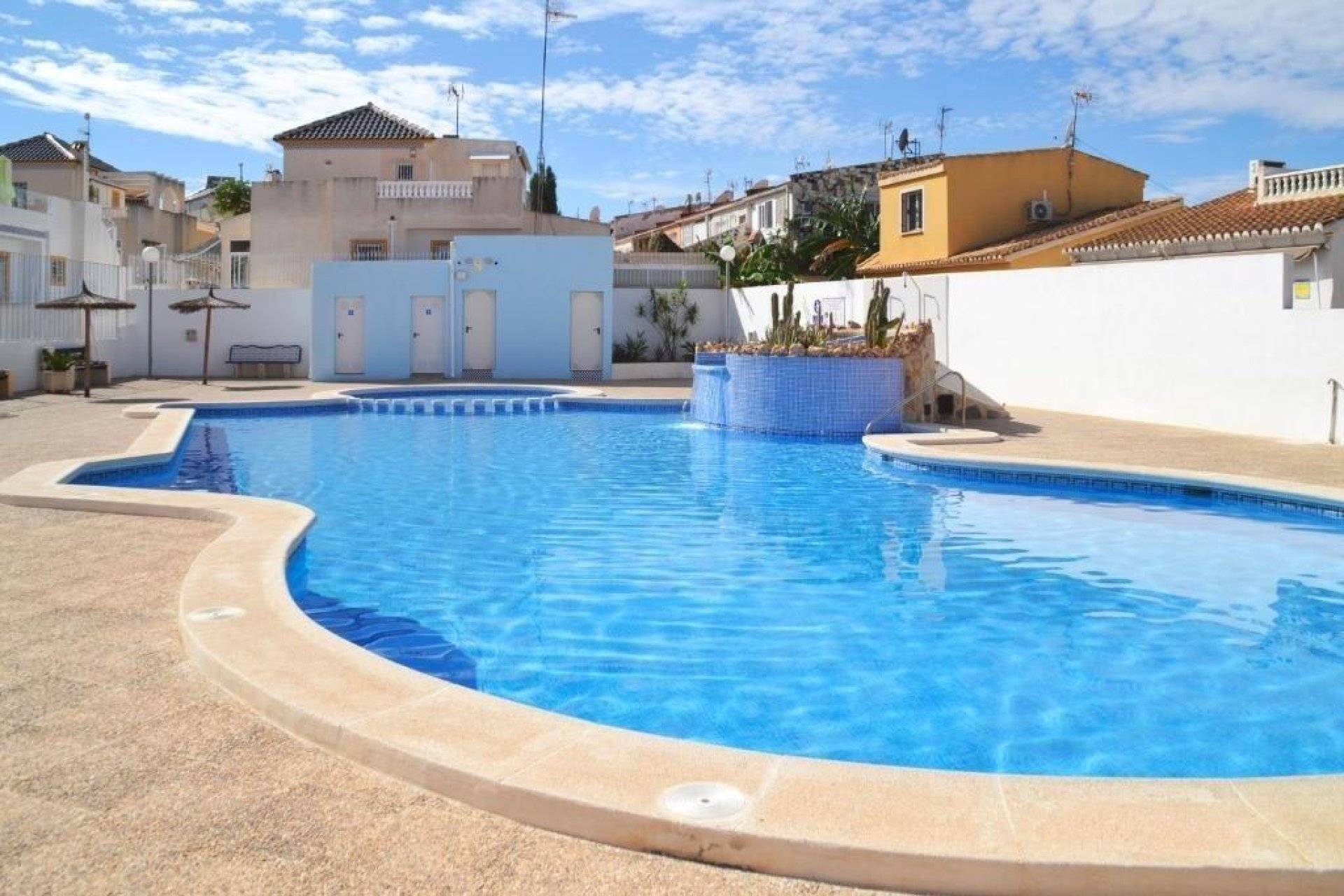 Resale - Townhouse - Torrevieja - Los balcones