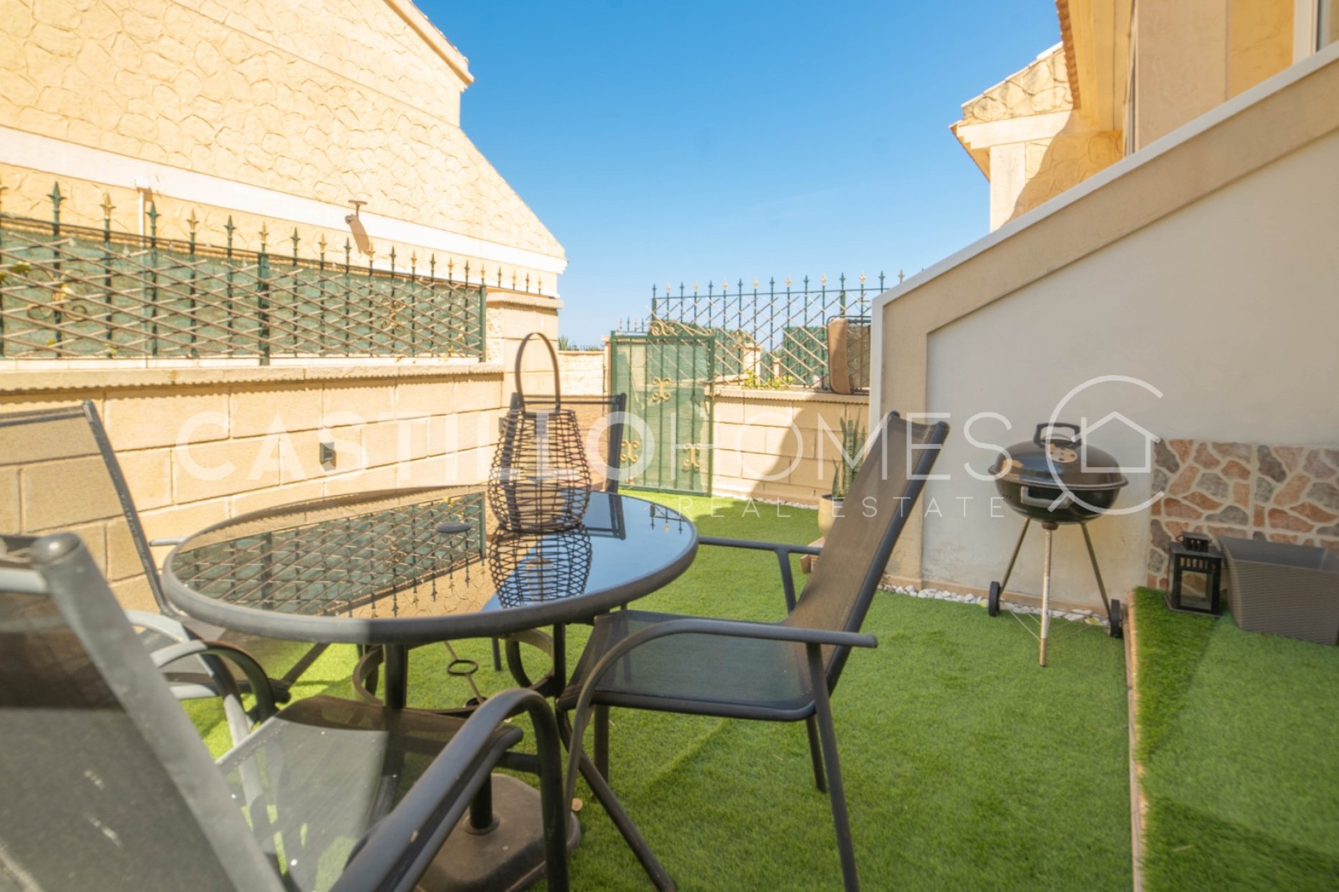 Resale - Townhouse - Torrevieja - Los Balcones