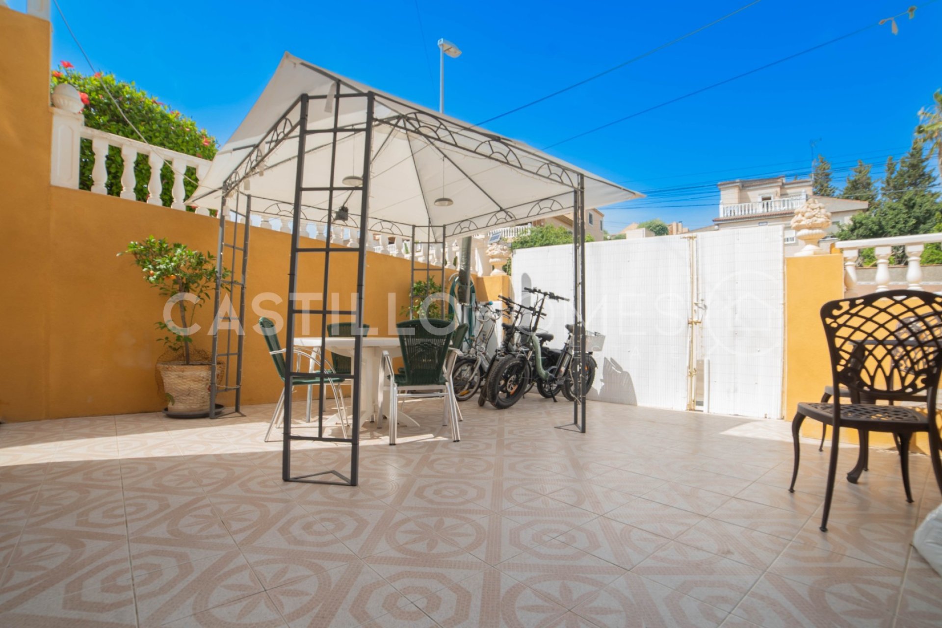 Resale - Townhouse - Torrevieja - Los Balcones