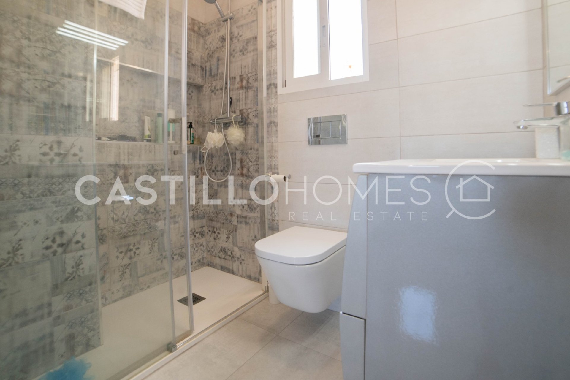 Resale - Townhouse - Torrevieja - Urb. Rosaleda