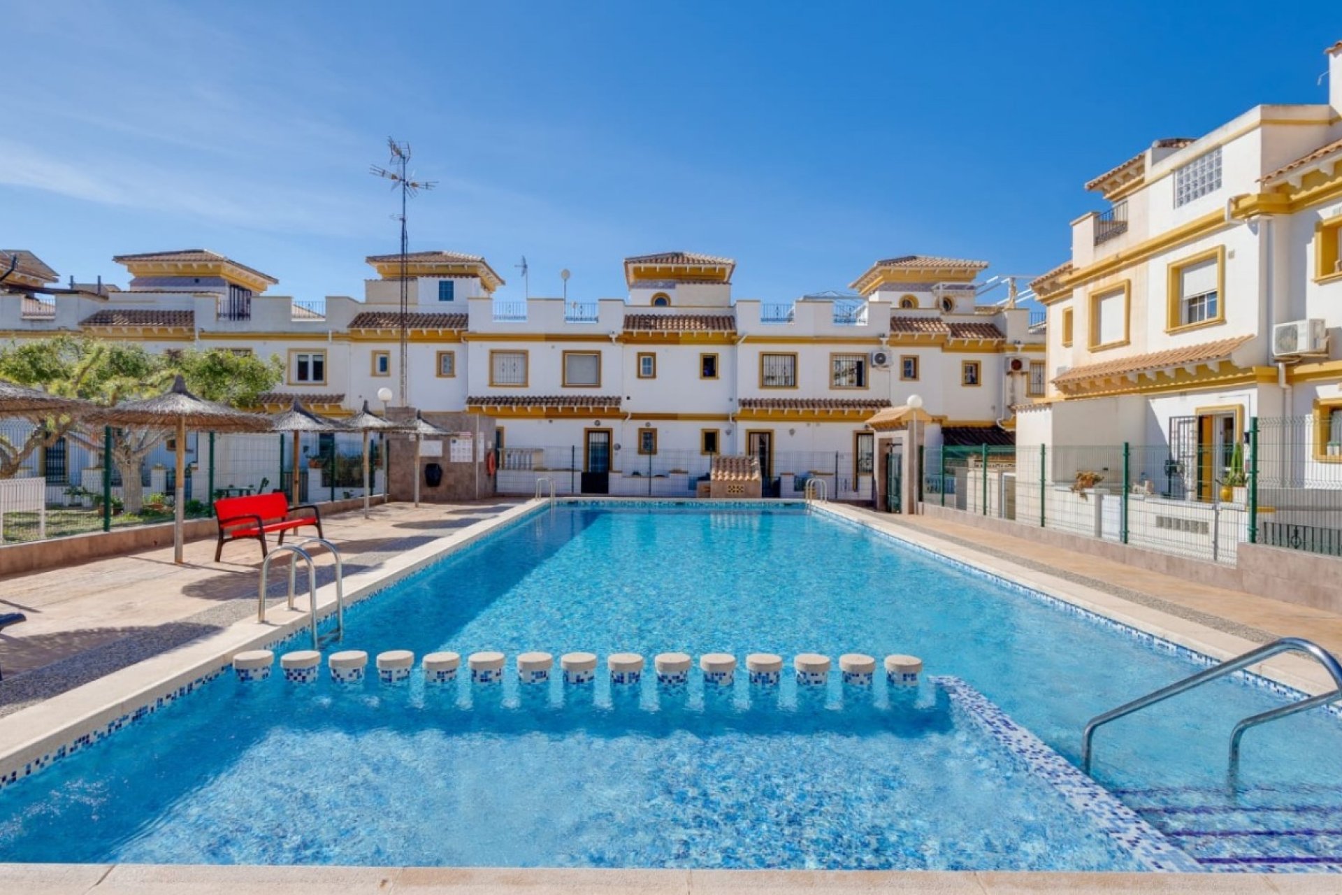 Resale - Townhouse - Torrevieja