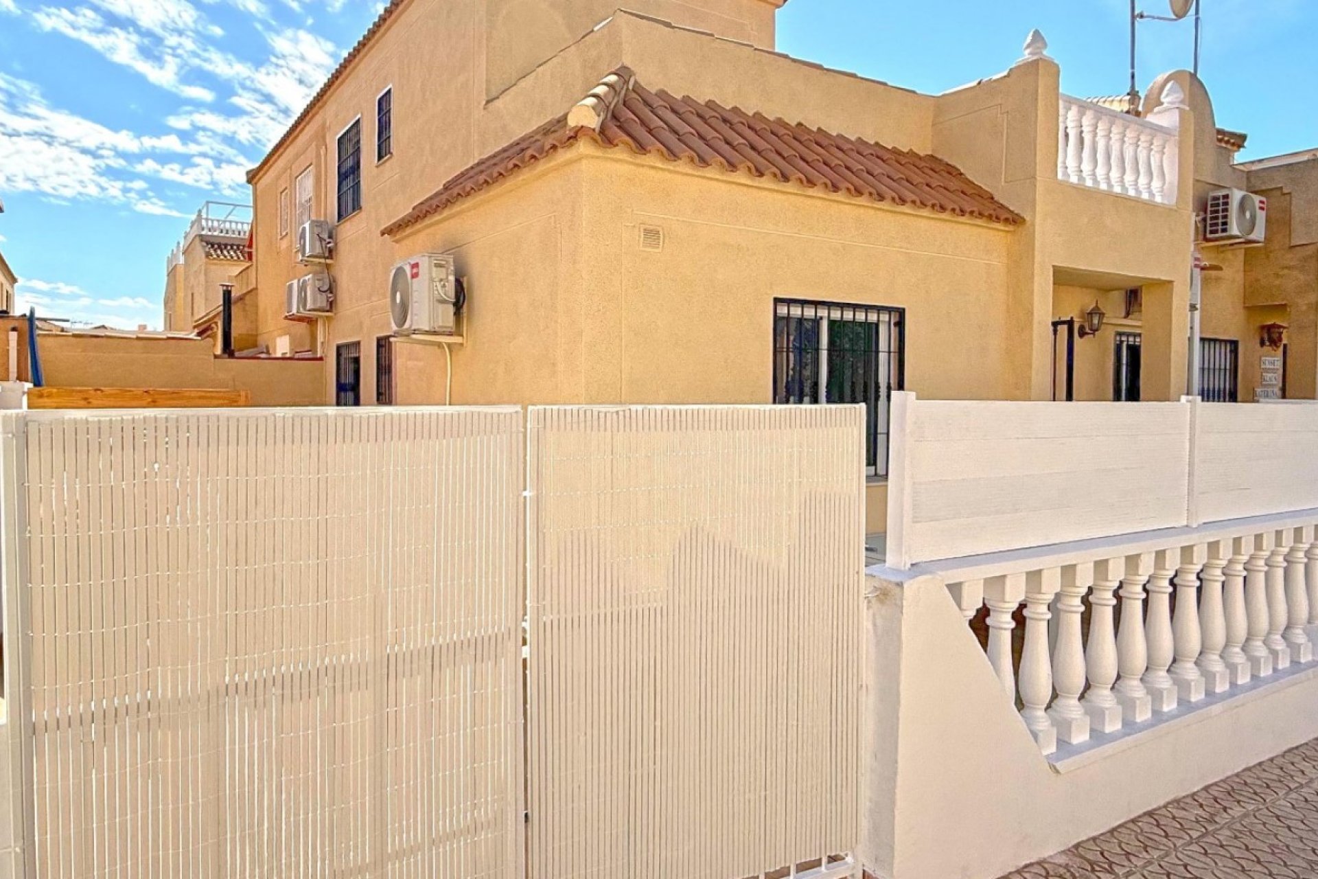 Resale - Townhouse - Torrevieja