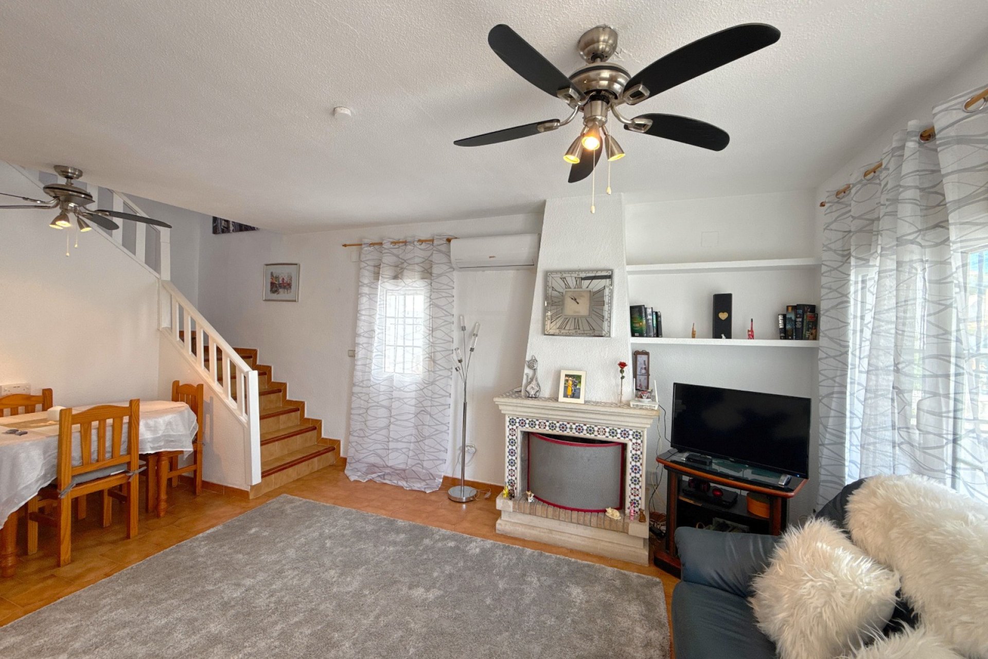 Resale - Townhouse - Villamartin