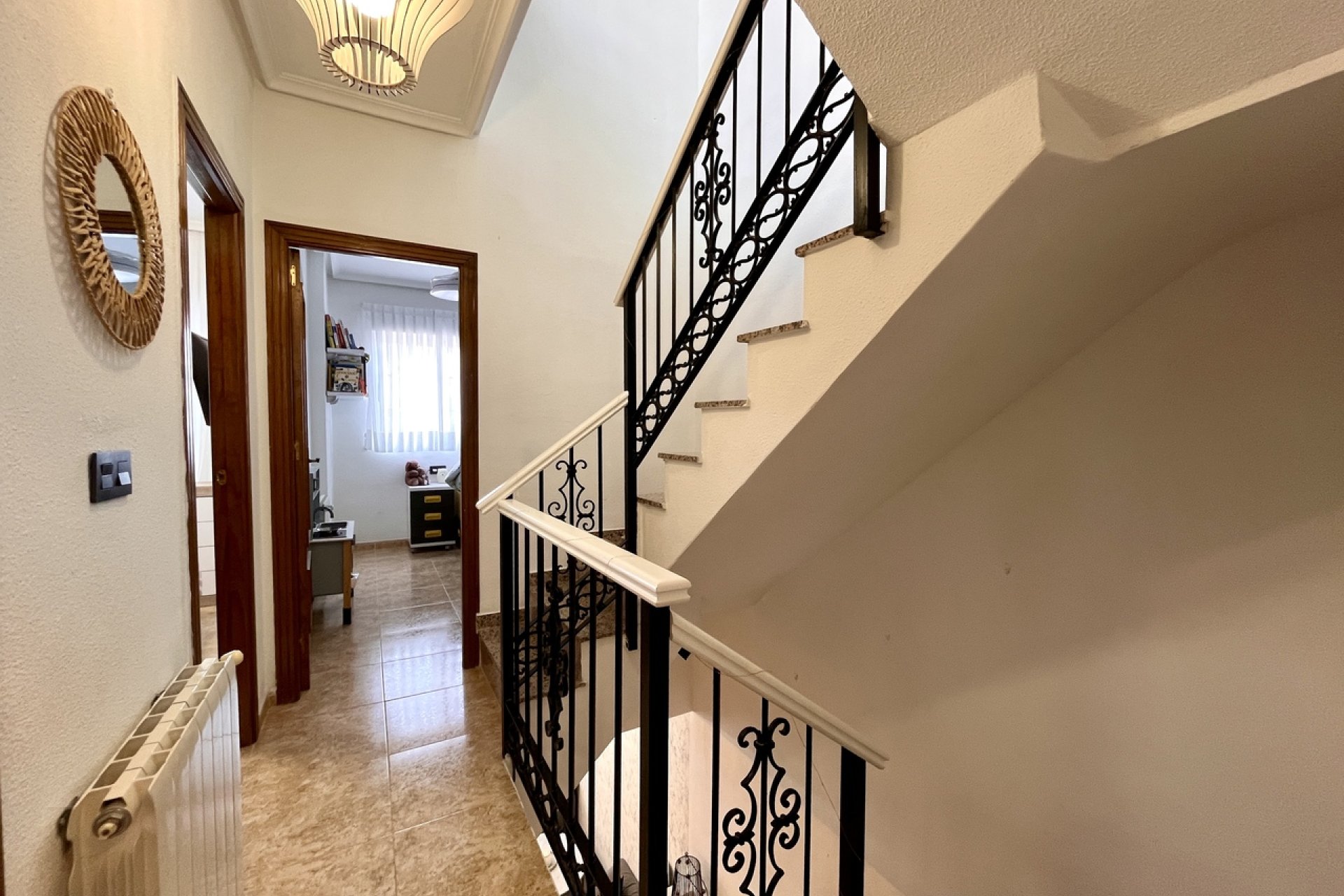 Resale - Townhouse - Villamartin