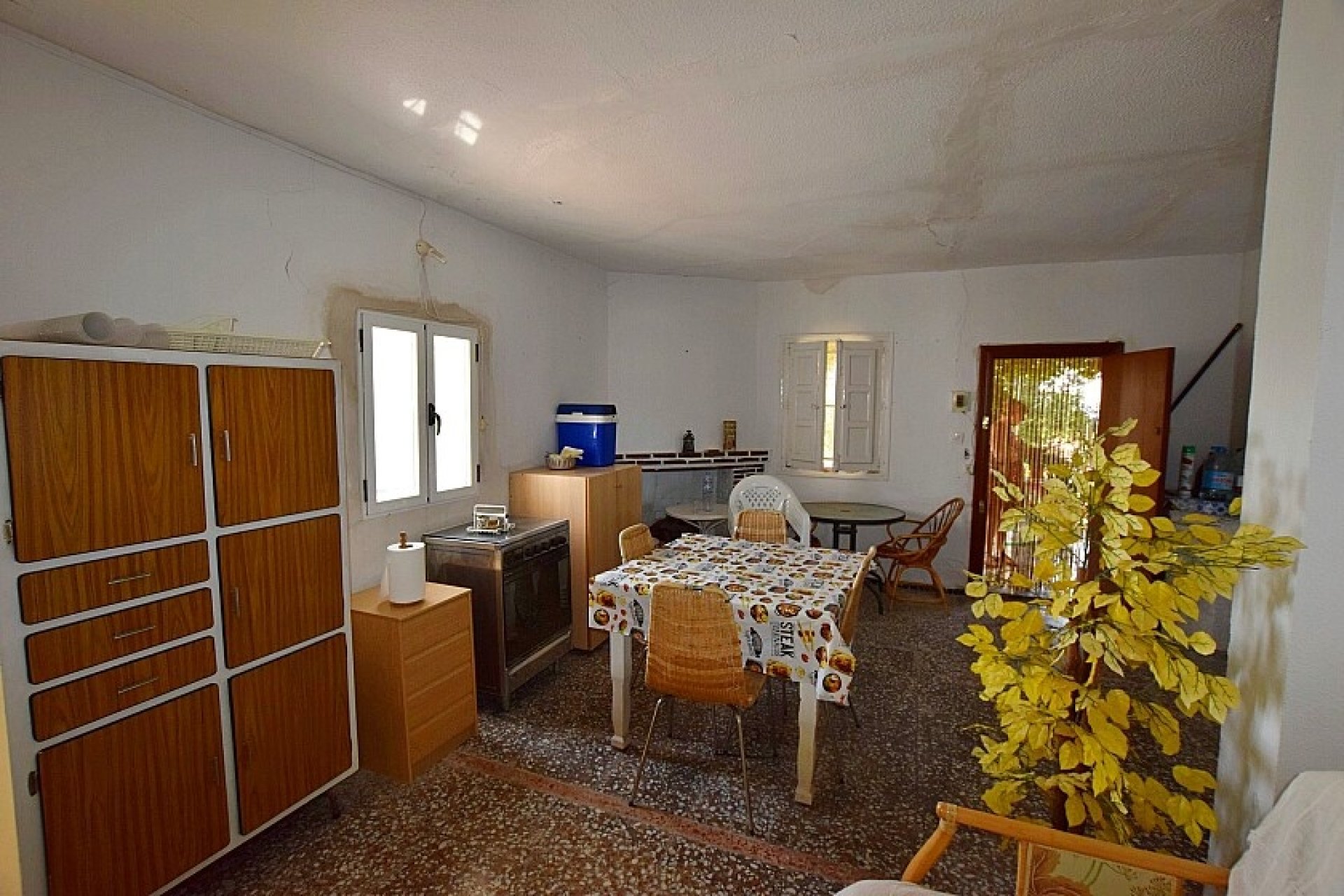 Resale - Villa - Albatera