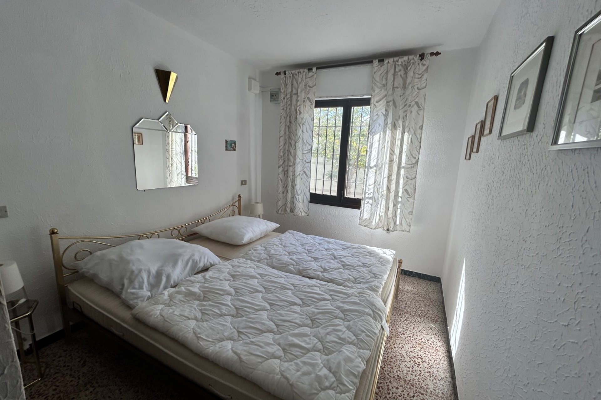 Resale - Villa - Albir