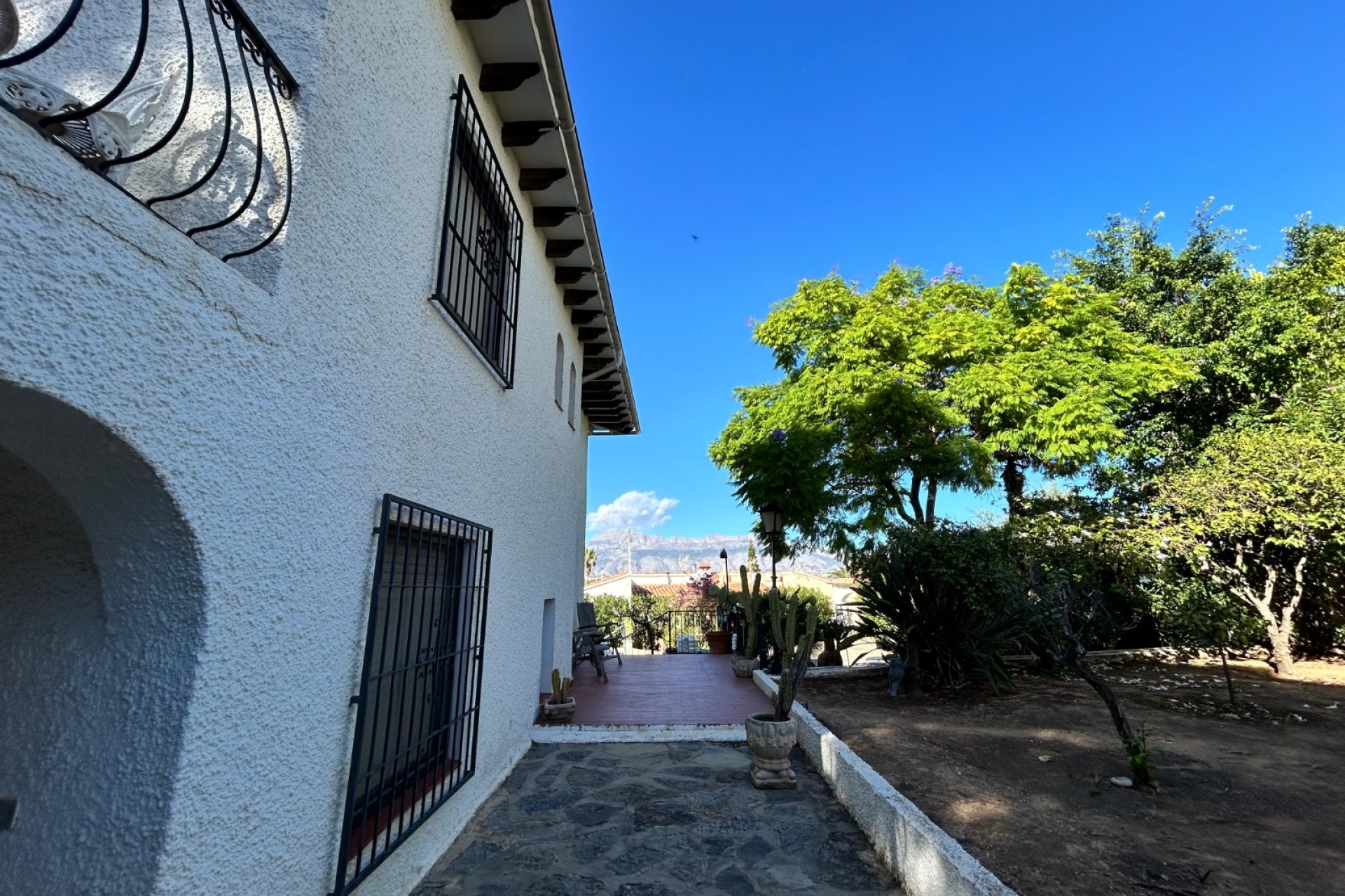 Resale - Villa - Albir