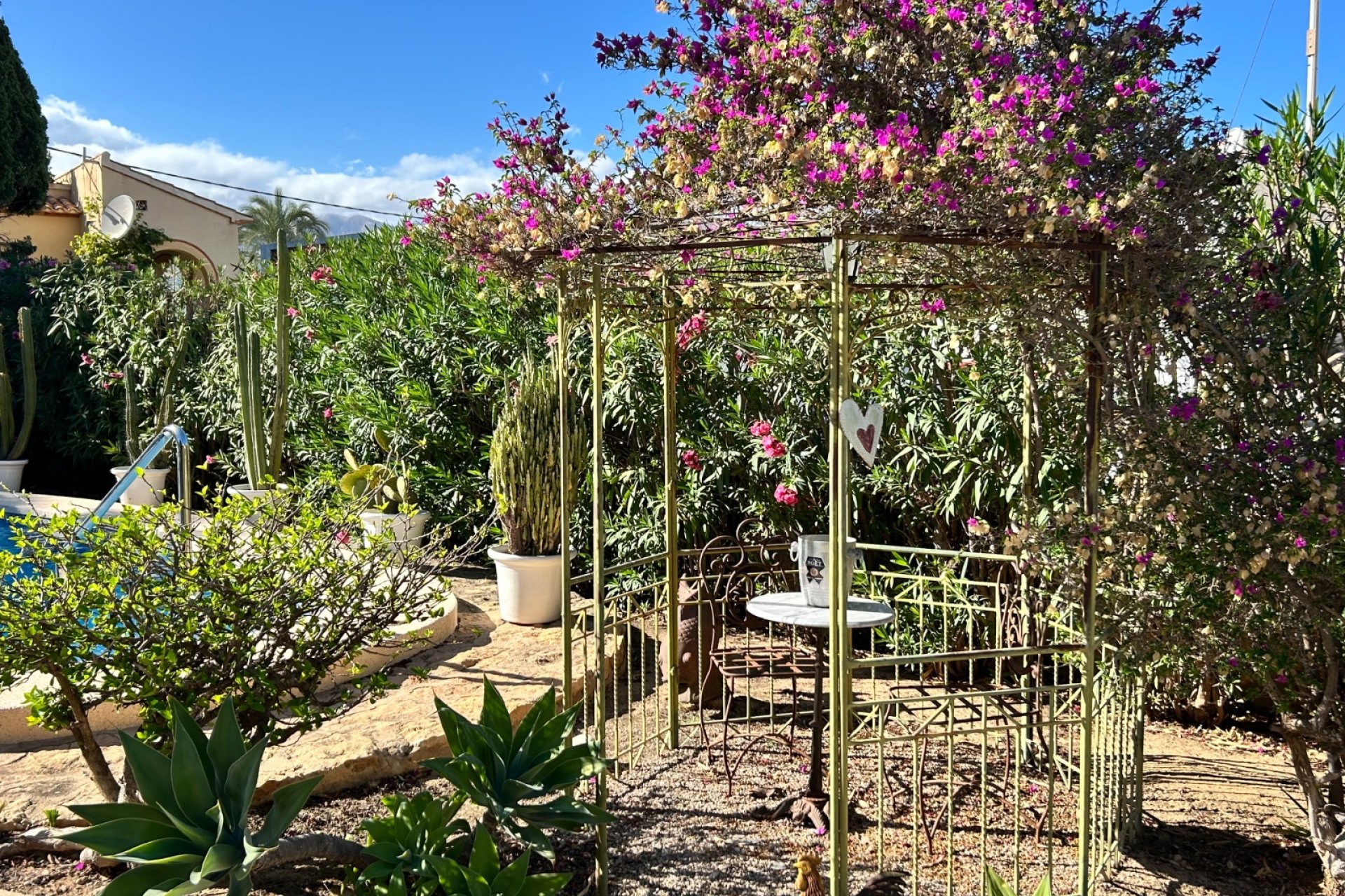 Resale - Villa - Albir