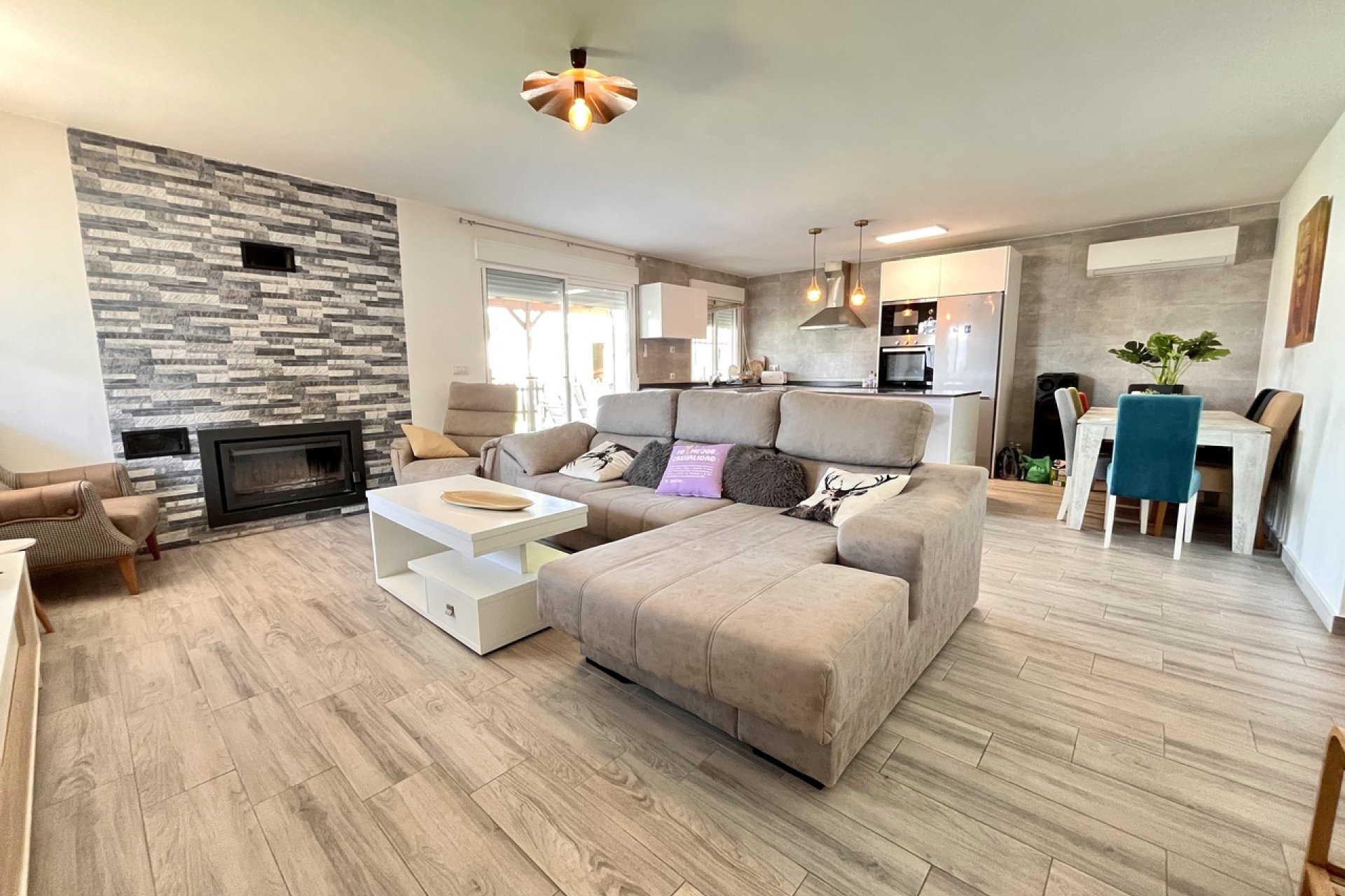 Resale - Villa - Alcantarilla