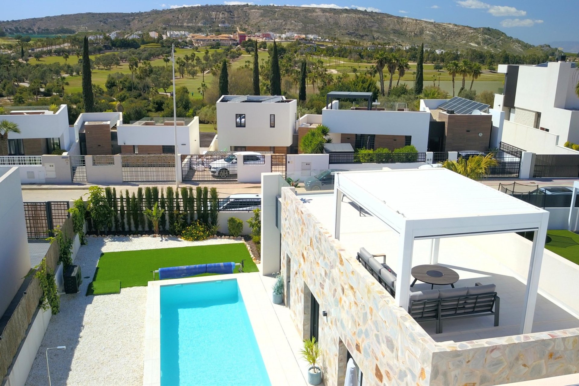 Resale - Villa - Algorfa - La Finca Golf Resort
